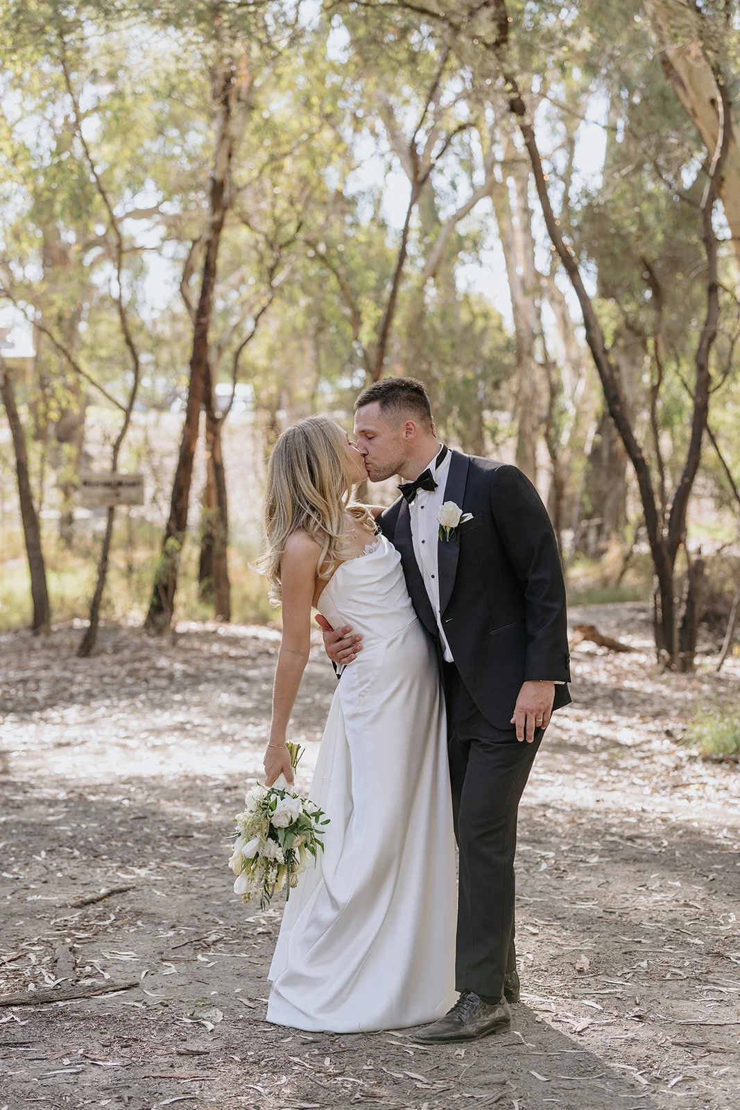 JAMEY_JASON_LOVEBYSHAE_MORRISONS_WINERY-122_websize.jpg