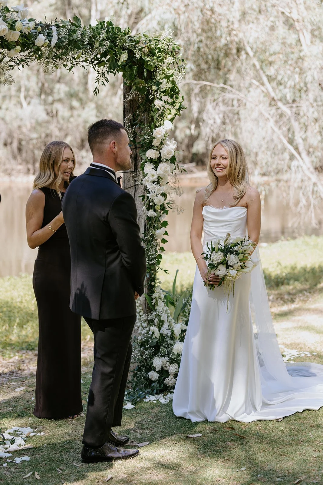 JAMEY_JASON_LOVEBYSHAE_MORRISONS_WINERY-100_websize.jpg