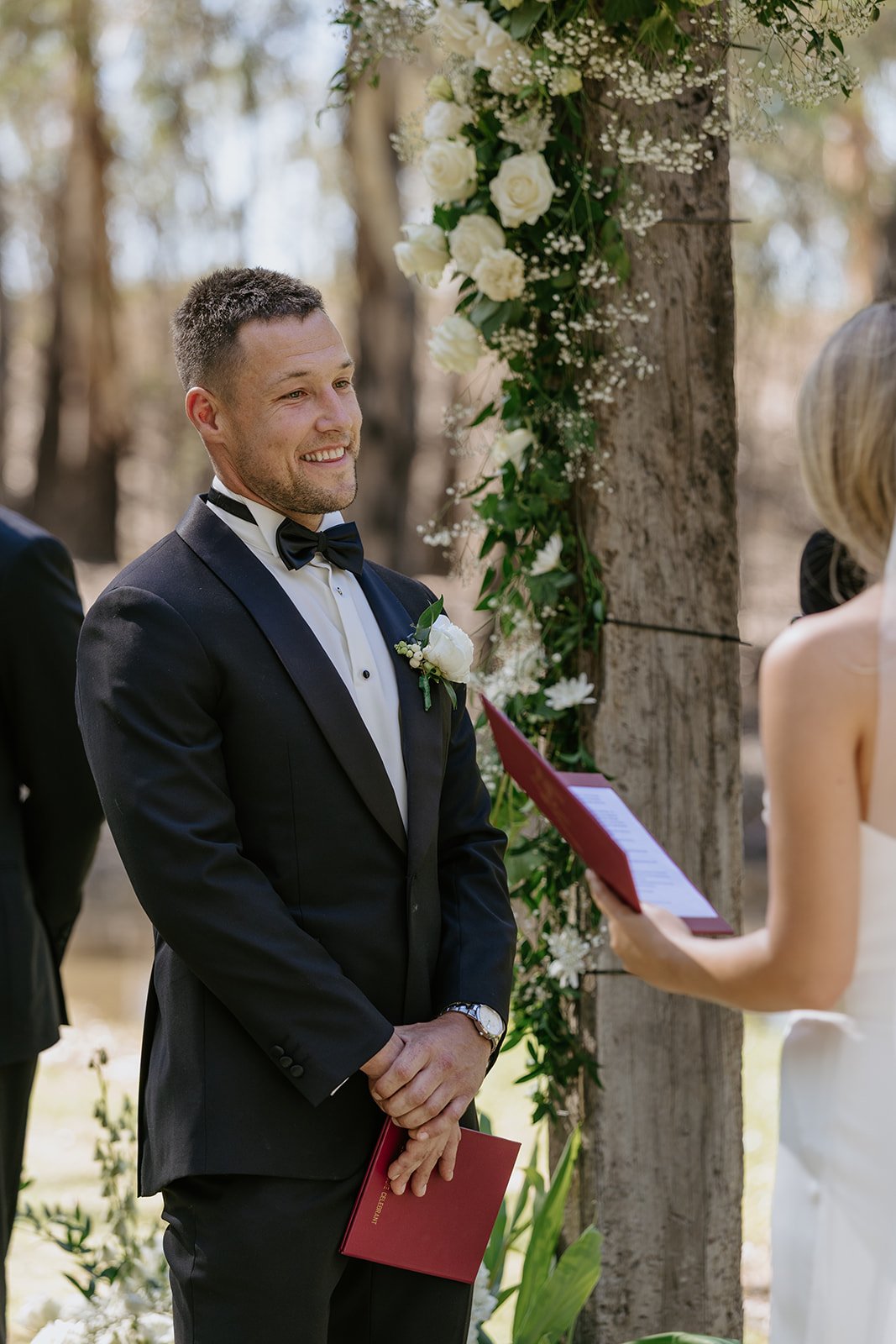JAMEY_JASON_LOVEBYSHAE_MORRISONS_WINERY-134_websize (1).jpg