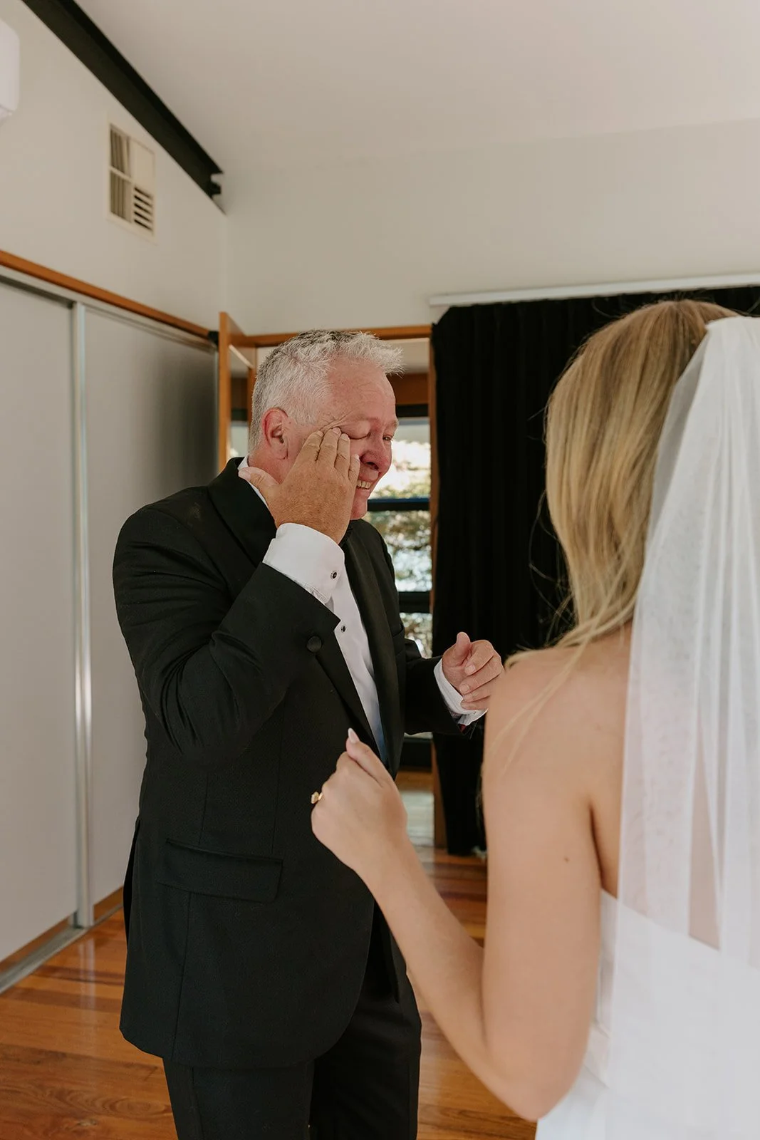 JAMEY_JASON_LOVEBYSHAE_MORRISONS_WINERY-184_websize.jpg