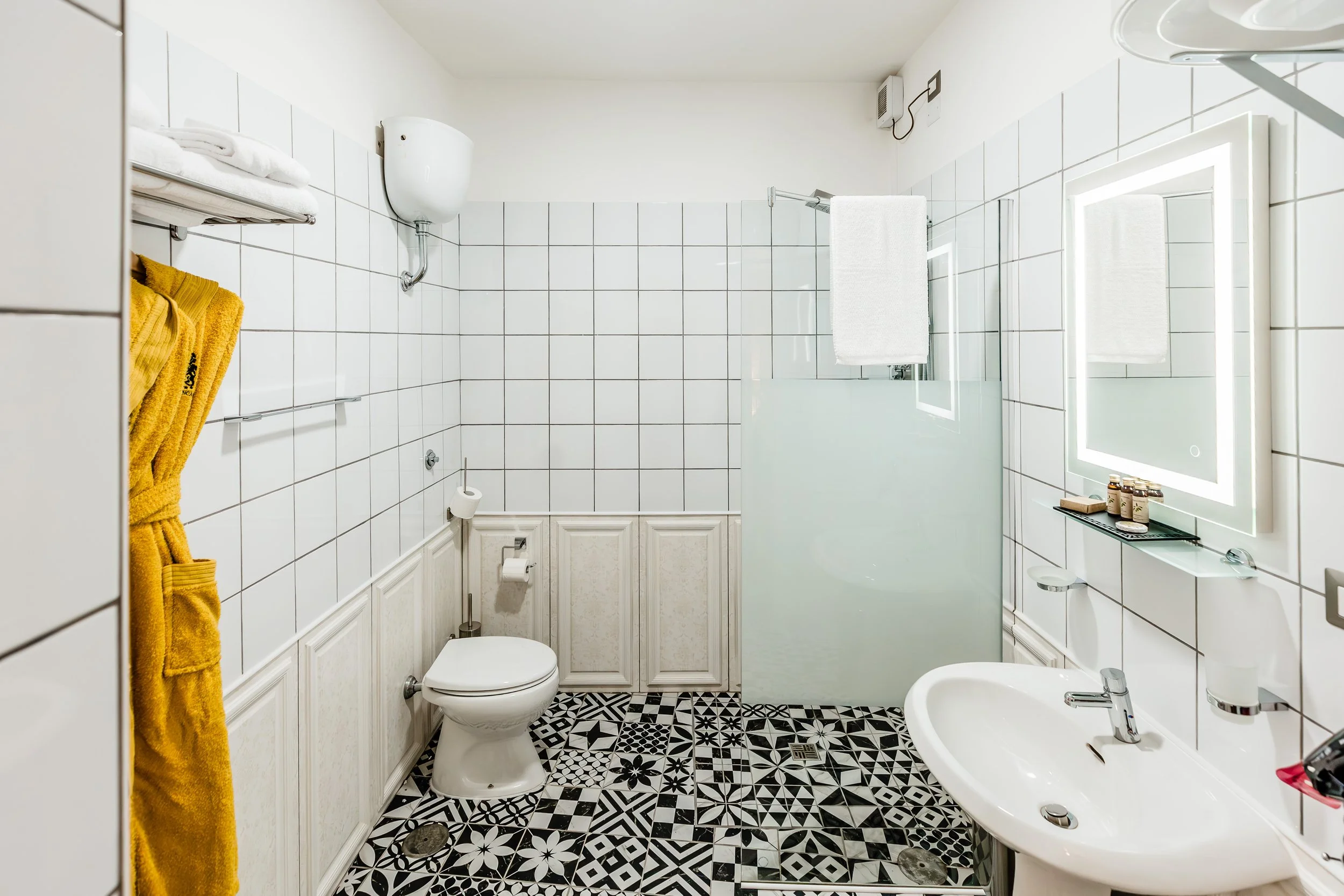 BRA - Website - Suites - Double - 1.jpg