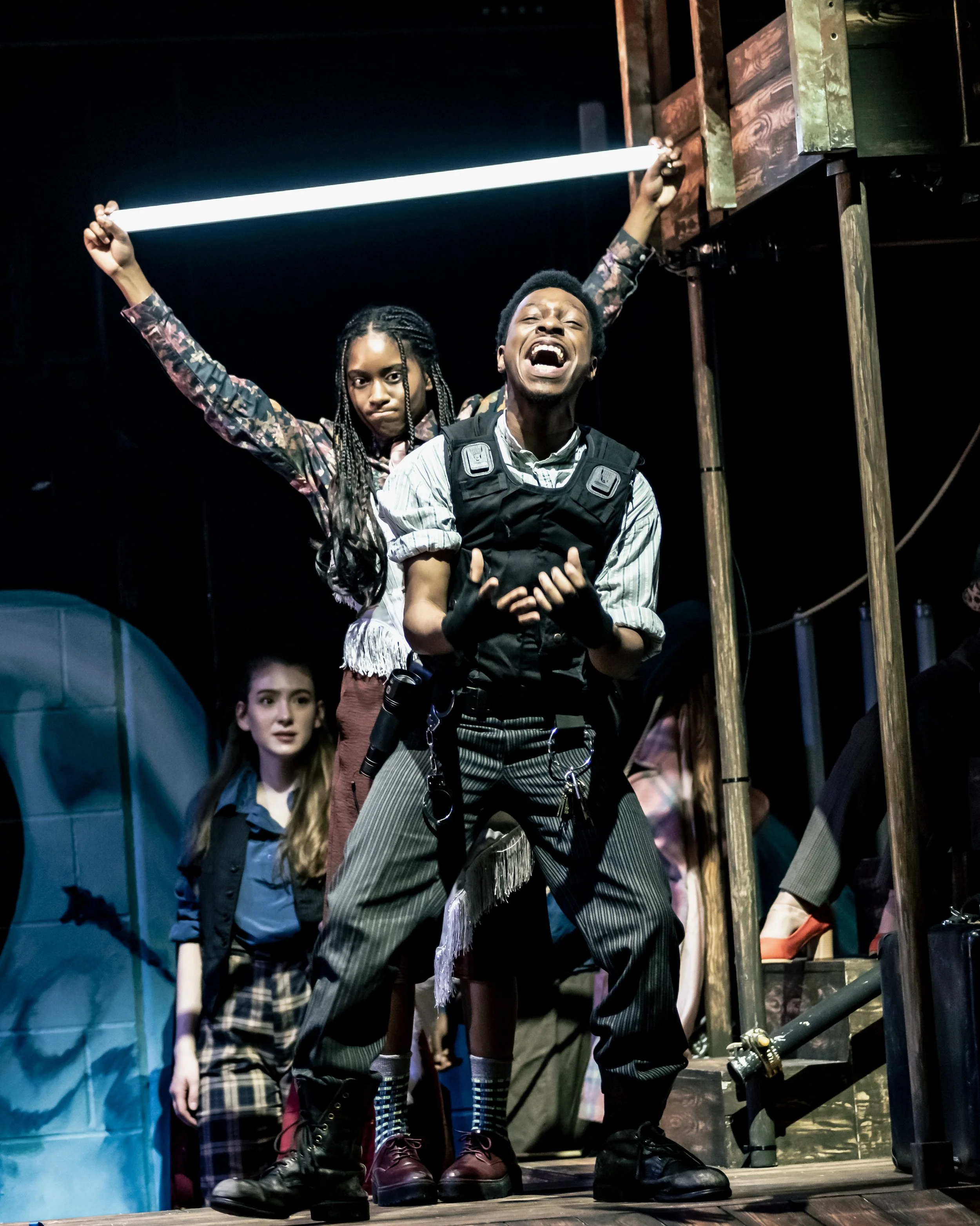 Lamda_Dead Dog In A Suitcase_Mark Dawson Photography_2-18.jpeg