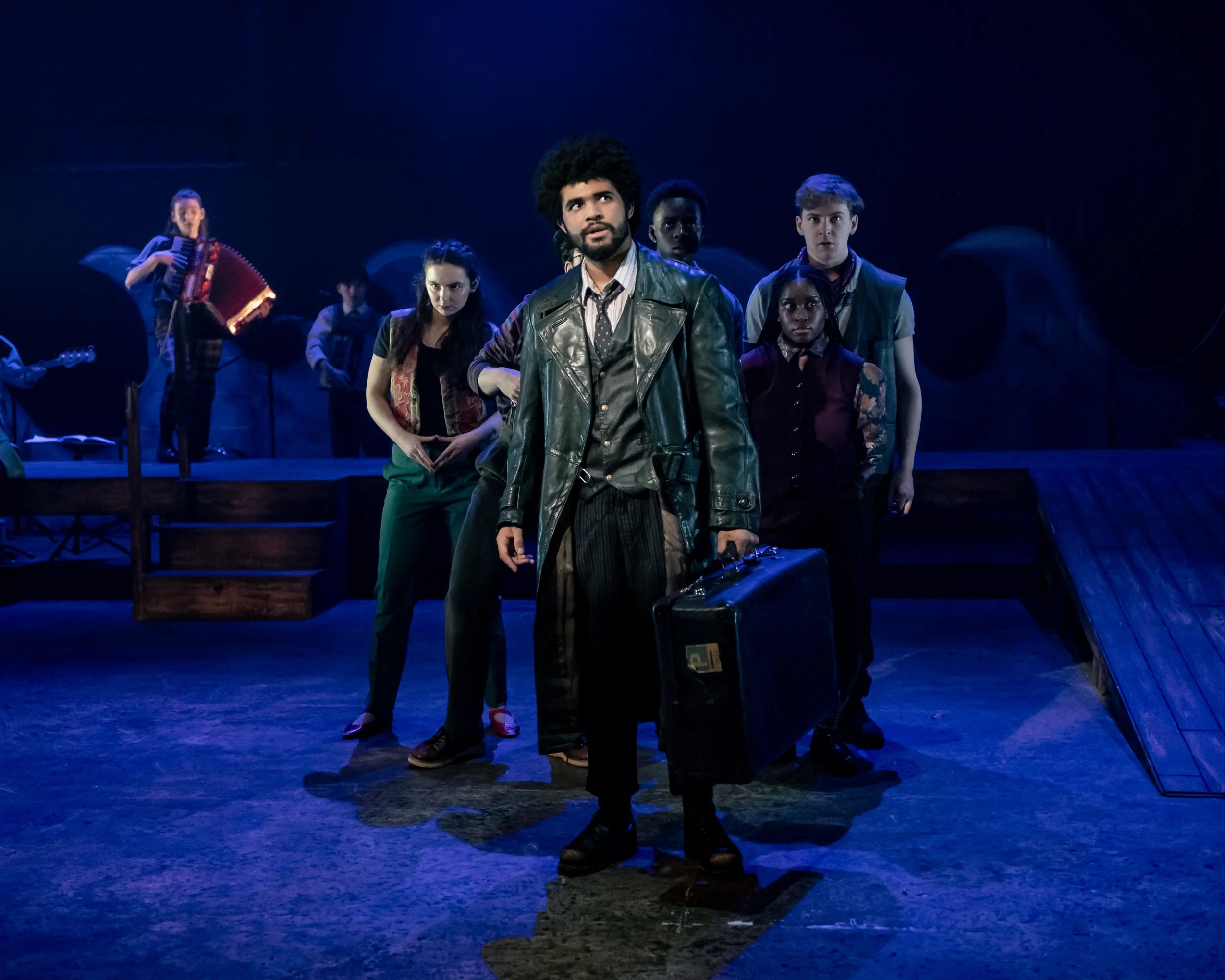 Lamda_Dead Dog In A Suitcase_Mark Dawson Photography_0319.jpeg