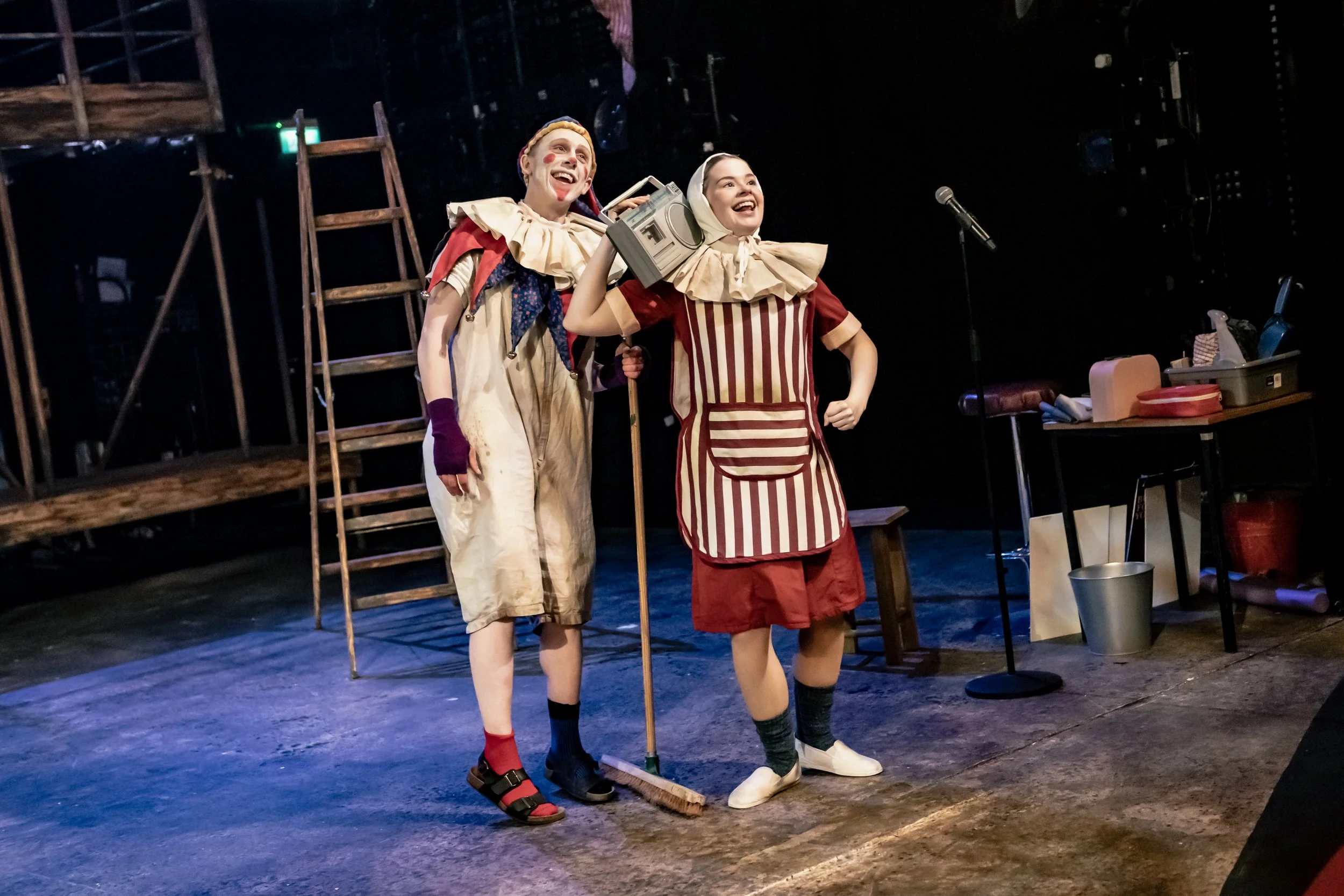 Lamda_Dead Dog In A Suitcase_Mark Dawson Photography_9944.jpeg