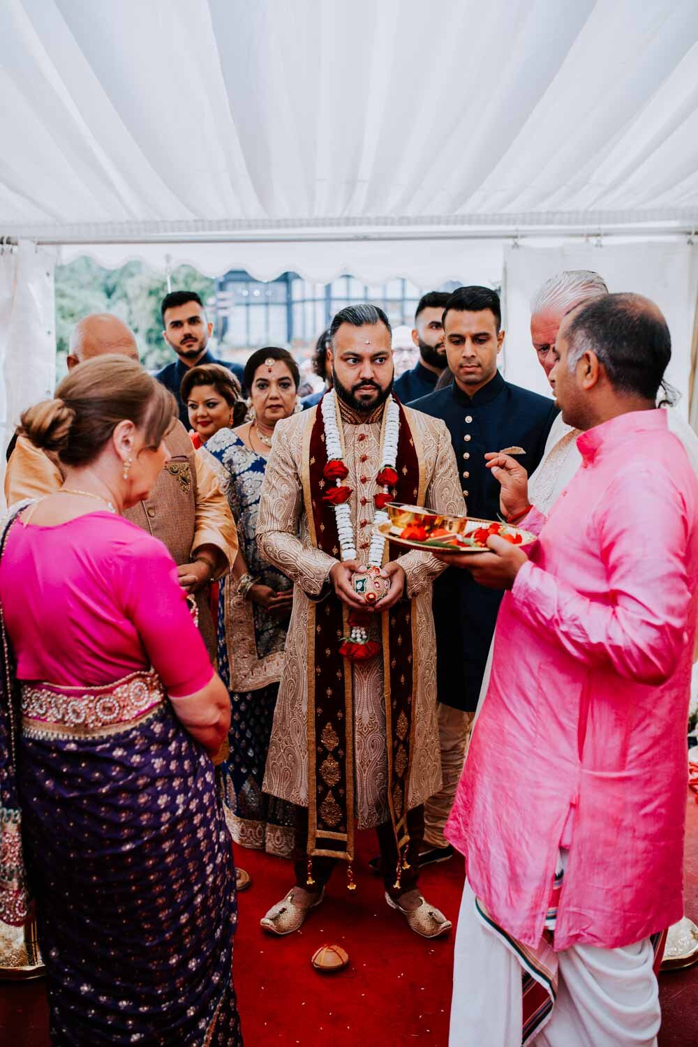 hindu-wedding-marks-hall-50.jpg