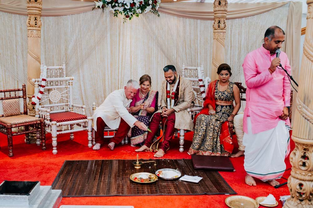 hindu-wedding-marks-hall-53.jpg