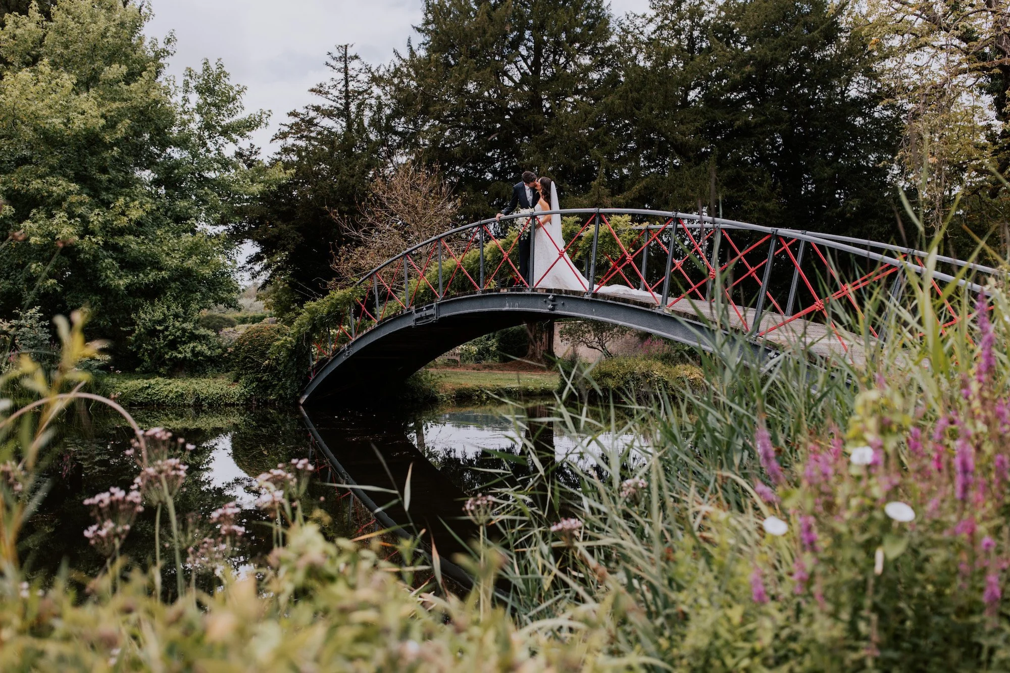 Suzanna &amp; Sammy | A summer Chippenham Park wedding