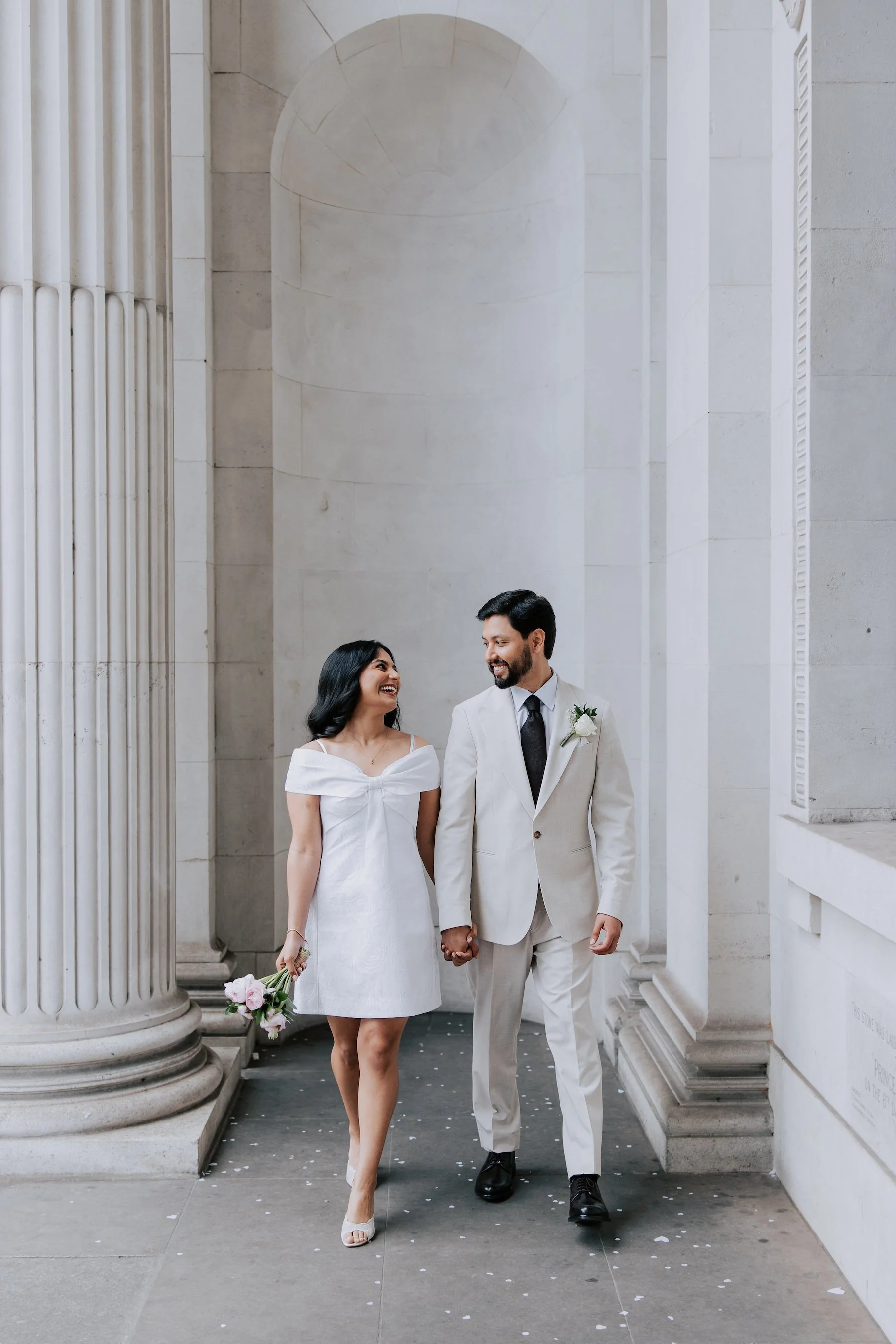 Old-Marylebone-Town-Hall-wedding-photos.jpg