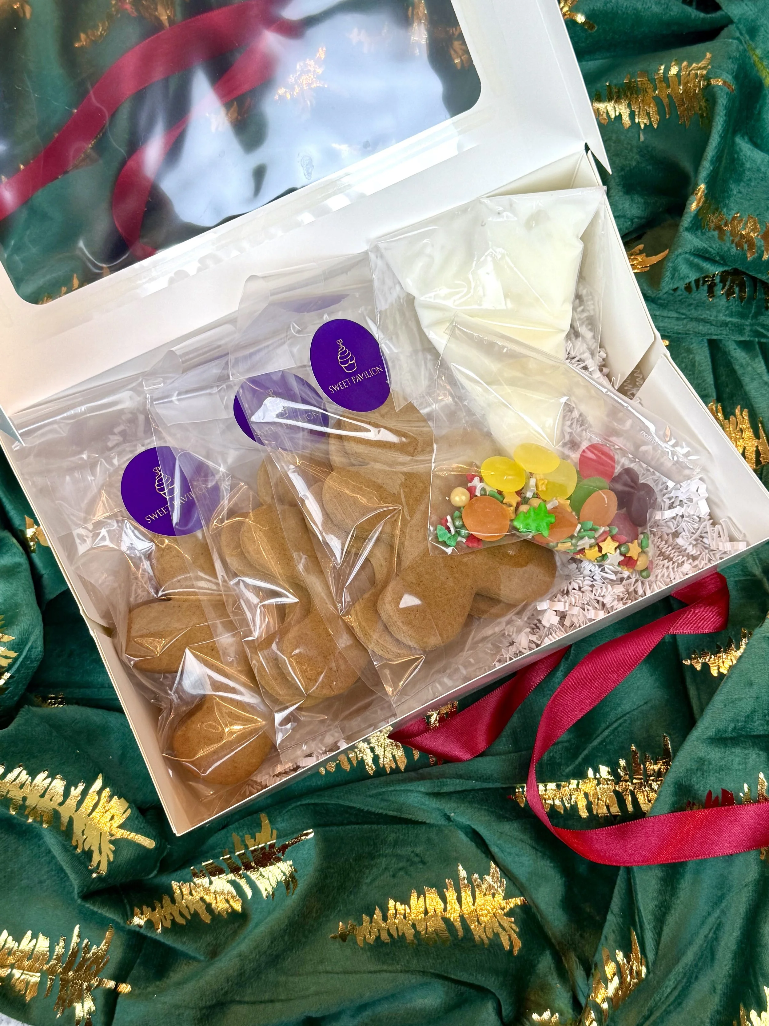 Vanessa Sencherey, black owned bakery, gingerbread house kits, gingerbread people cookie kit, gingerbread decorating kit for adults, best soft and chewy gingerbread cookies, christmas cookies