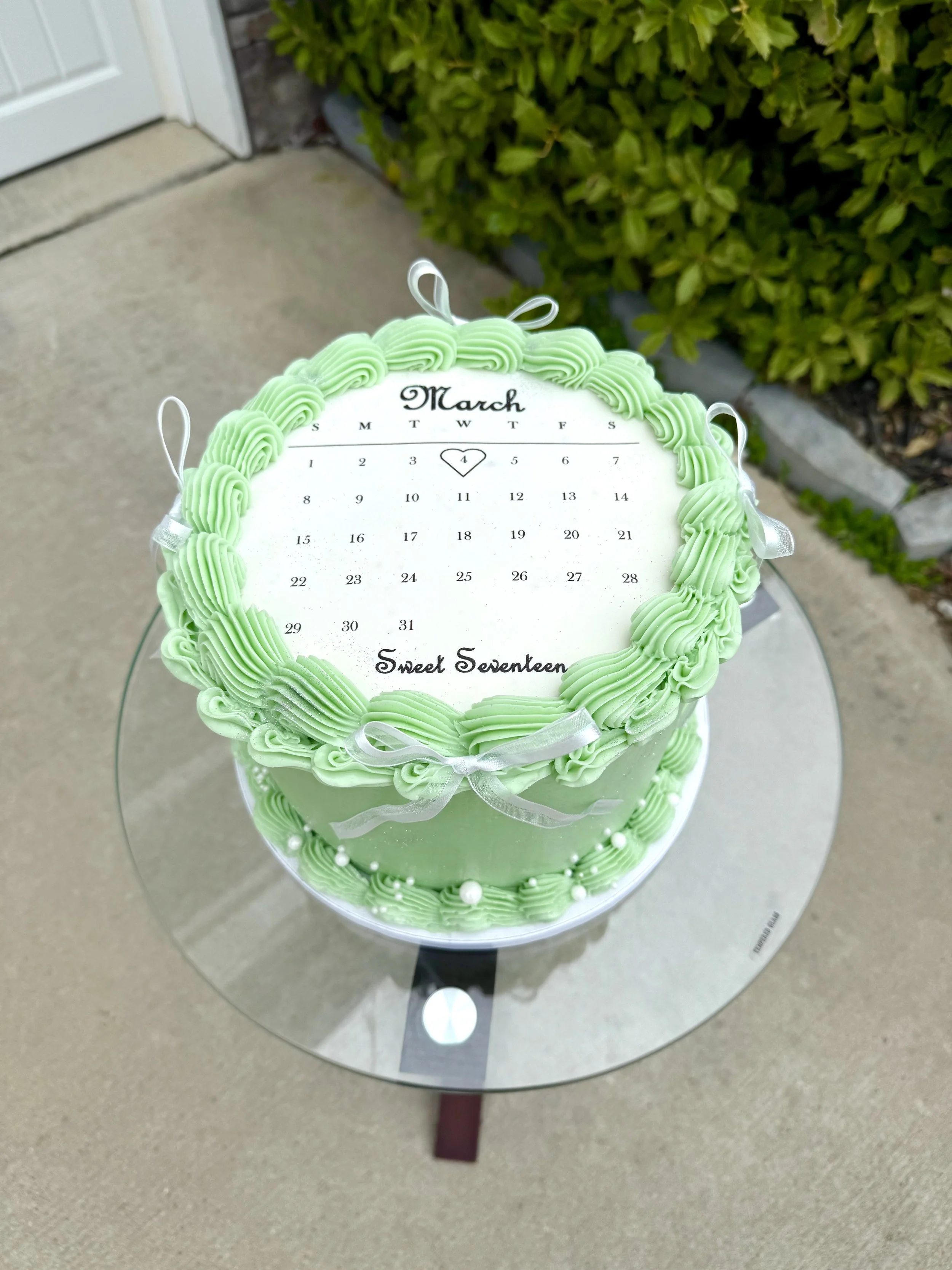 Calendar Vintage Cake