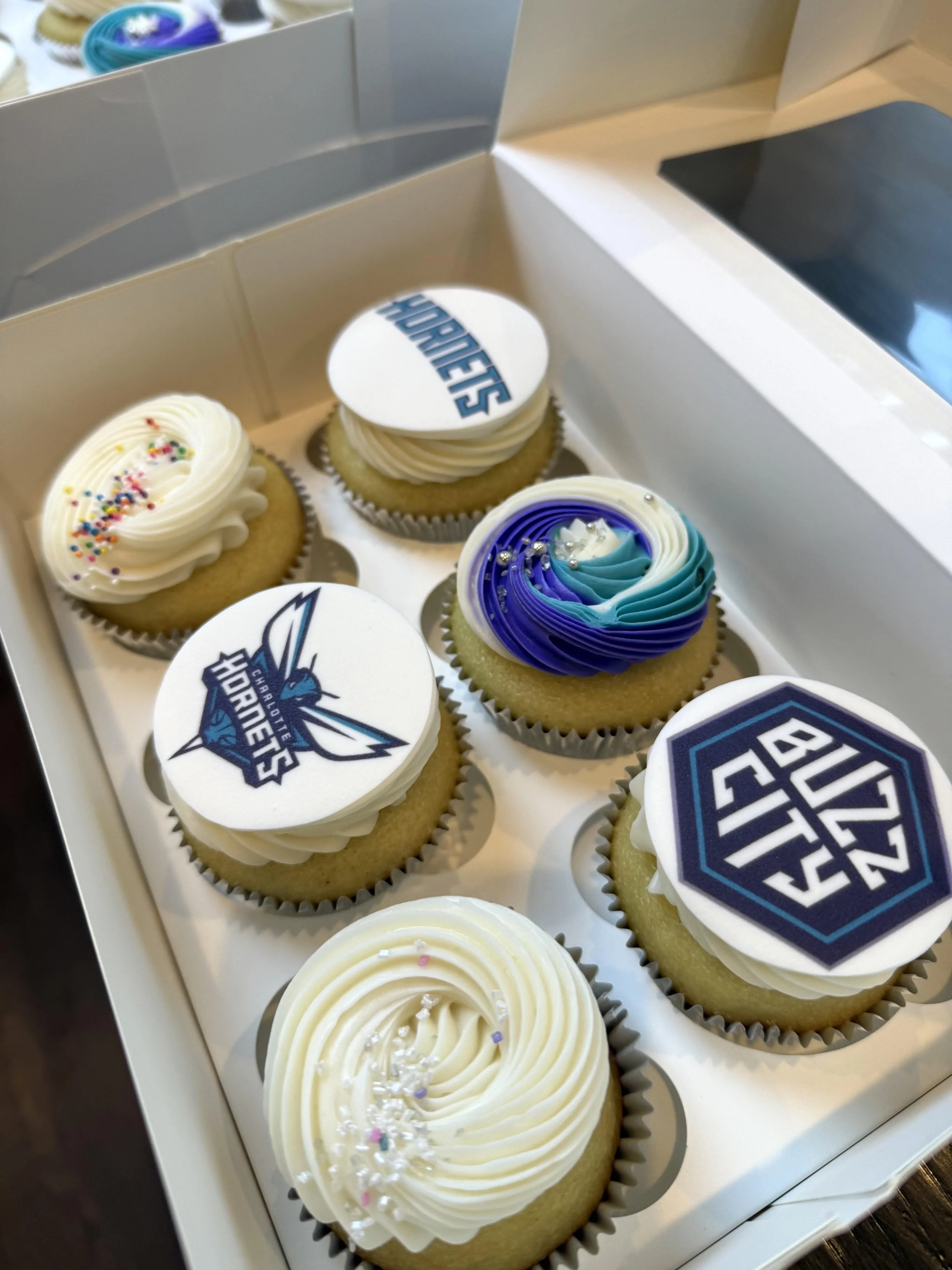 Hornets cupcakes, celebrity baker, Charlotte NC bakery, Mint Hill bakery, Waxhaw bakery, charlotte hornets edible image frosting, hornets fan shop