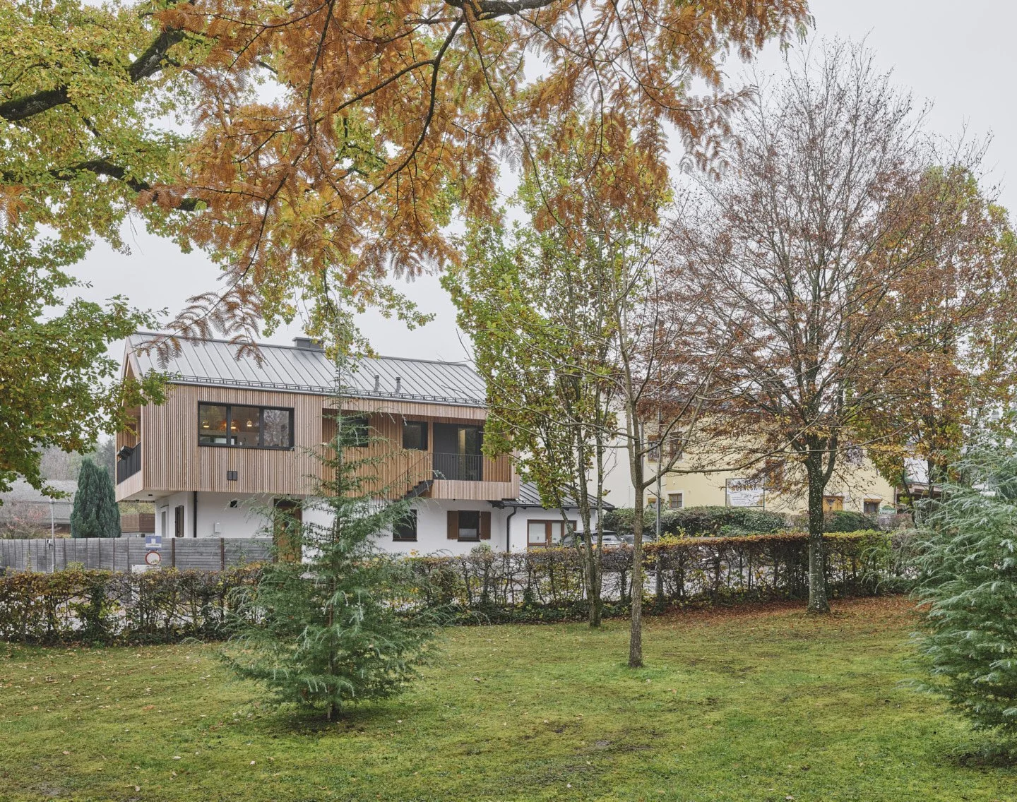 241031-08_altmuenster-am-traunsee_aufstockung-eines-wohnhauses_schreyerdavid.jpg