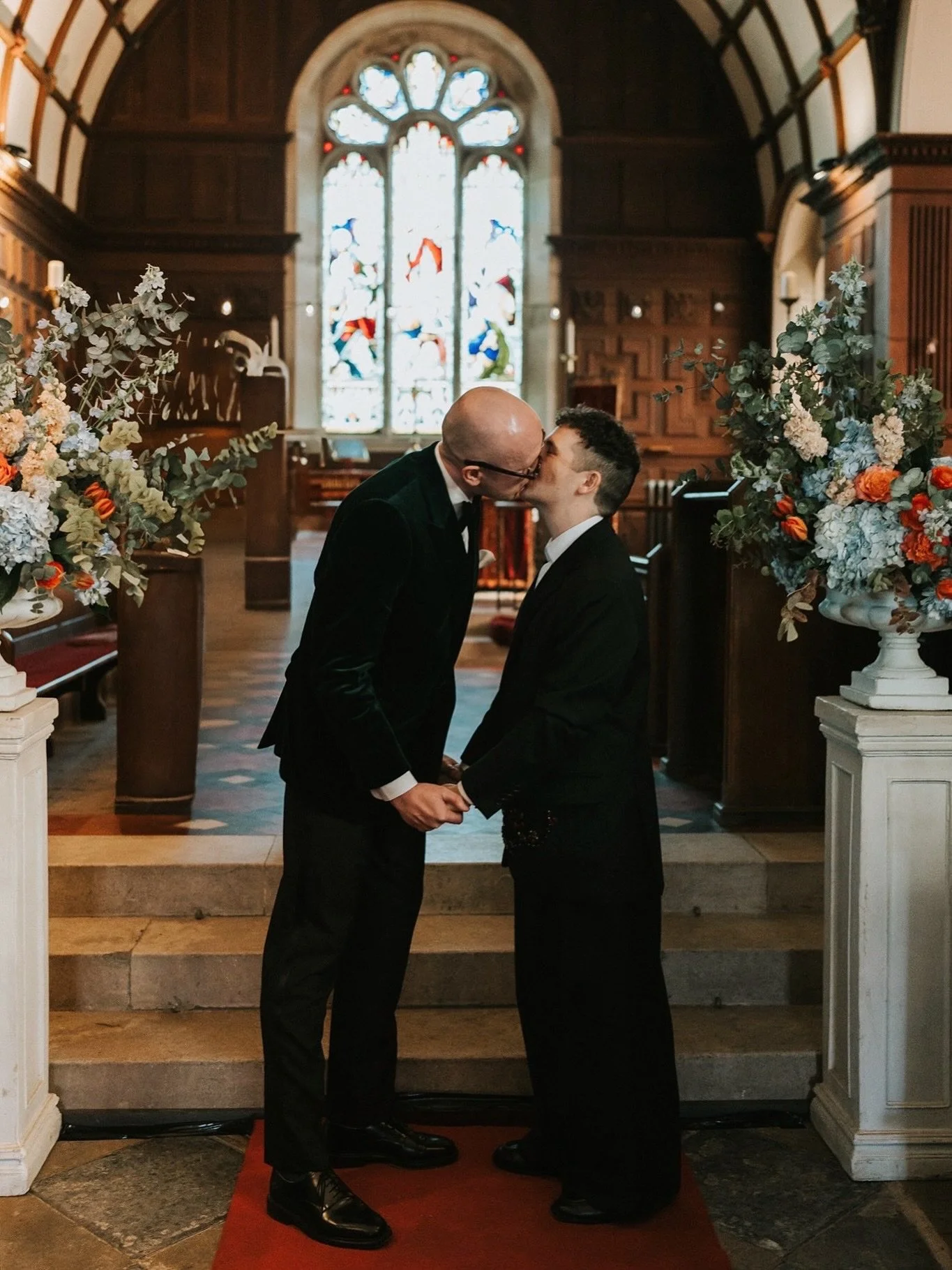 Jake &amp; Vincent 💕🎞️
My gosh what a stunning day at @berwick_house for this short coverage wedding. We&rsquo;ve seen shorter coverage days become more popular &amp; love to be able to photograph your day in the best way for you. This gorgeous pai