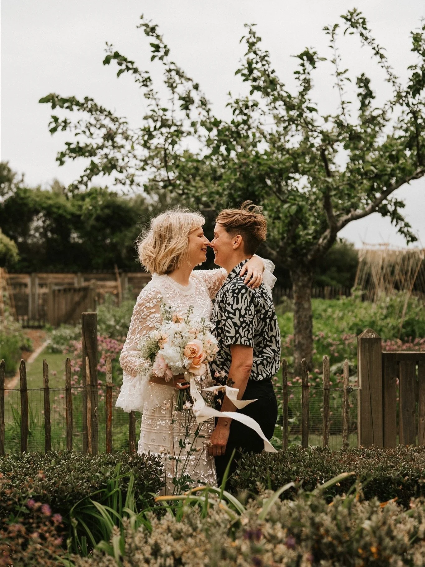 A gorgeous Cornish wedding for Meg [They/Them] &amp; Sophie [She/They] 💕
I met these two some years ago when I was offering a free shoot &amp; visiting Cornwall, following along on IG &amp; seeing their love in one of my favourite places as well as 