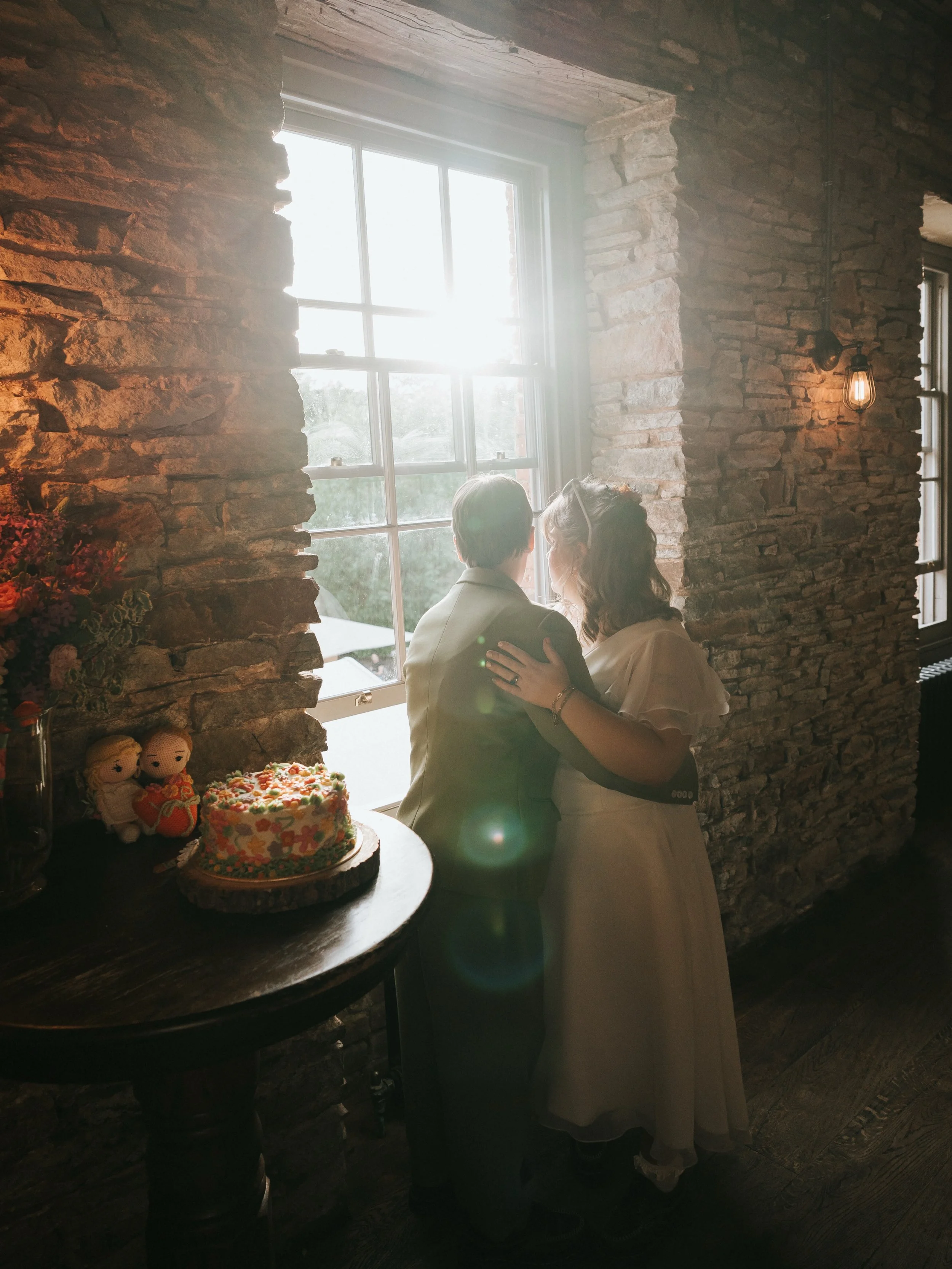 Finally sharing more Summer Weddings ✨💖 We&rsquo;ve photographed so many gorgeous weddings from this year (&amp; before!) it&rsquo;s always such a pleasure to be able to be part of so many Queer Weddings, what a bloody amazing job we have ❤️
Some di