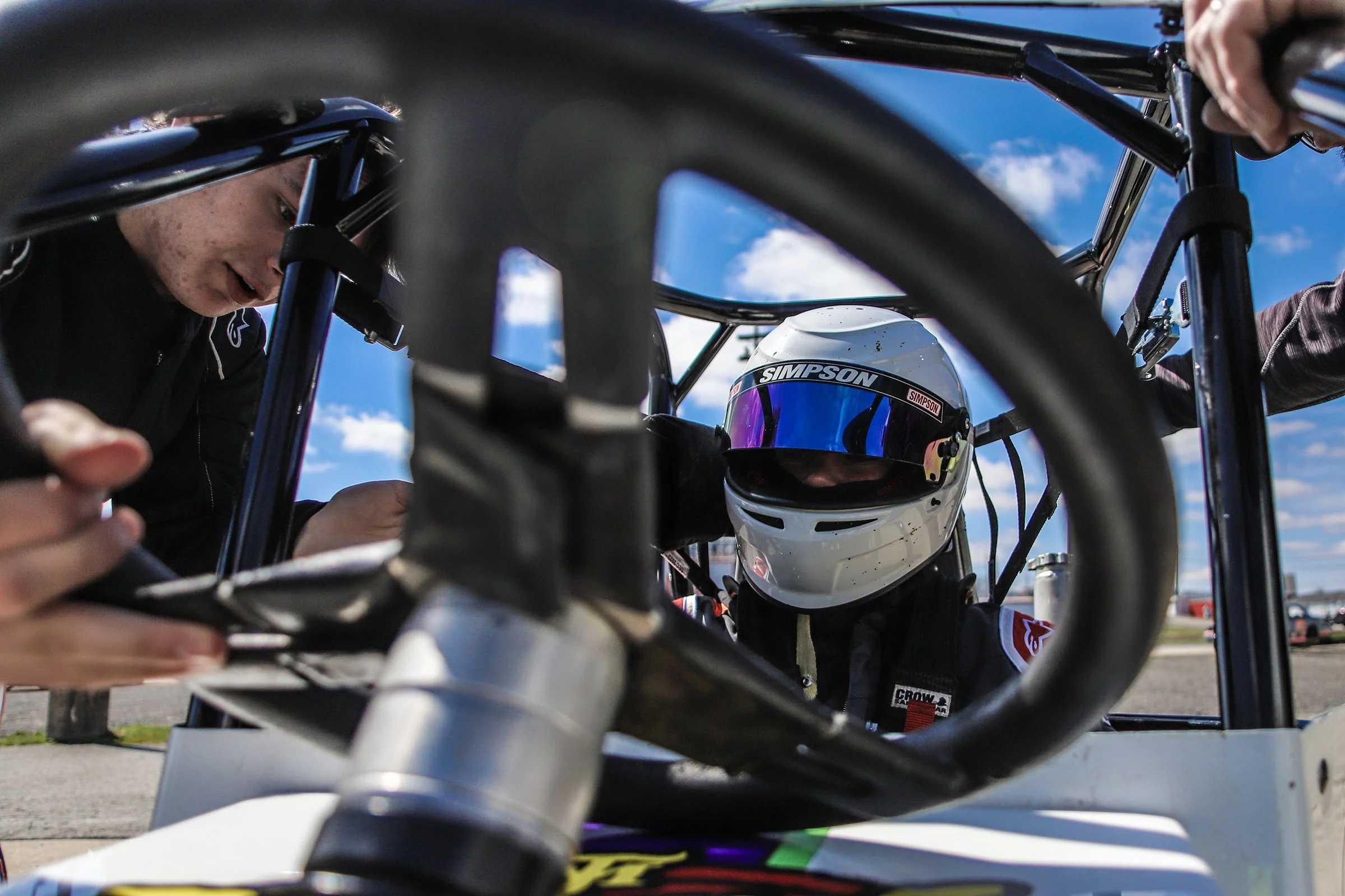 Hollmeyer follows Macenko into Midget Series