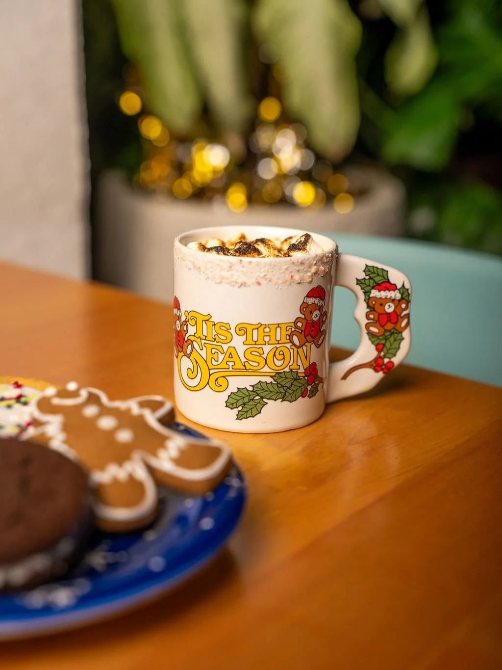 &lsquo;Tis the season ✨

#lasemillaatl #holidaybar #s&oacute;loplantas