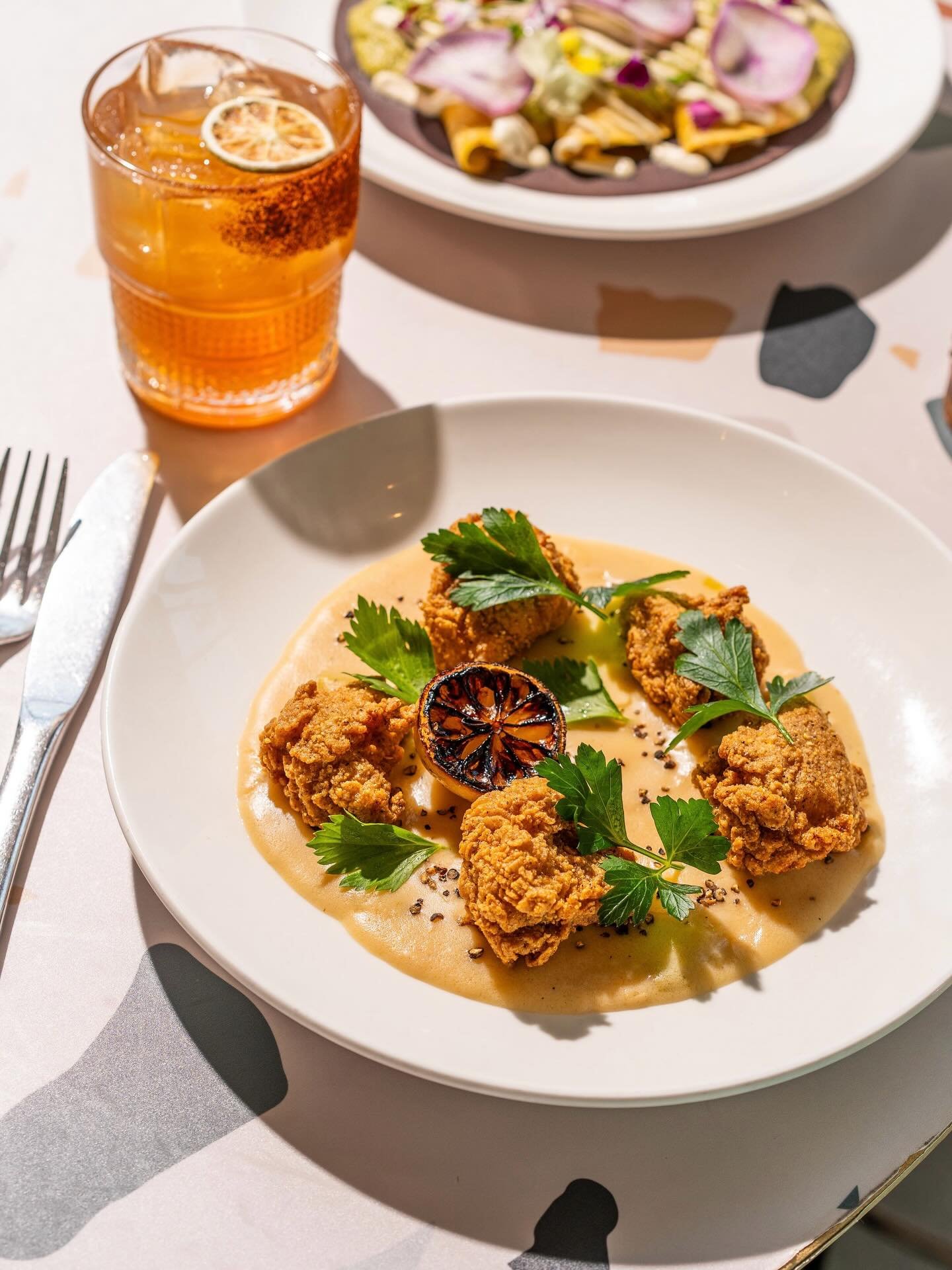 𝑴𝑨𝑺𝑨 𝑭𝑹𝑰𝑬𝑫 𝑴𝑼𝑺𝑯𝑹𝑶𝑶𝑴𝑺.
Spring dishes are here and this crowd favorite has officially reentered the chat.

Here&rsquo;s the deal&hellip; We cook countless chochoyotes in our house stock on the regular. As they simmer, the masa gently 