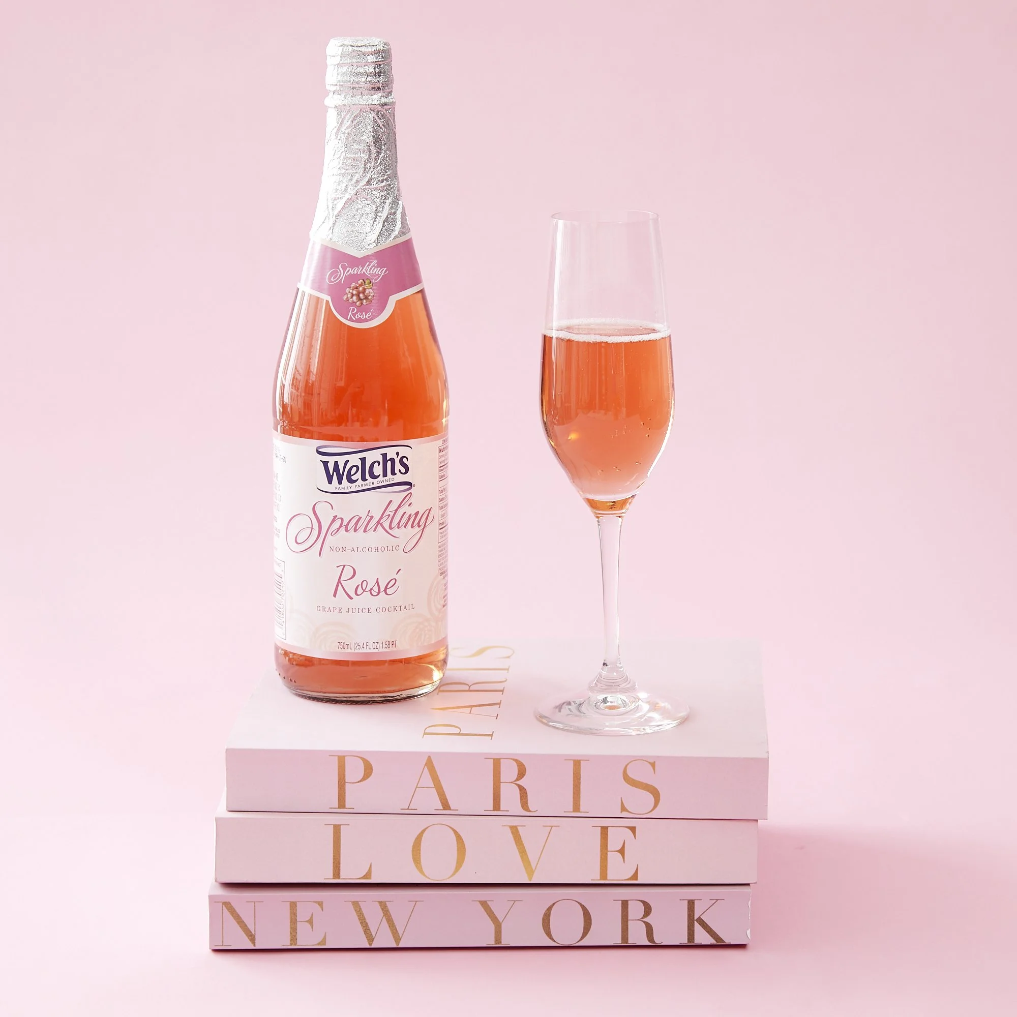 Welchs_Day_02_Shot_15_Pink_Books_Rose_1082.jpg