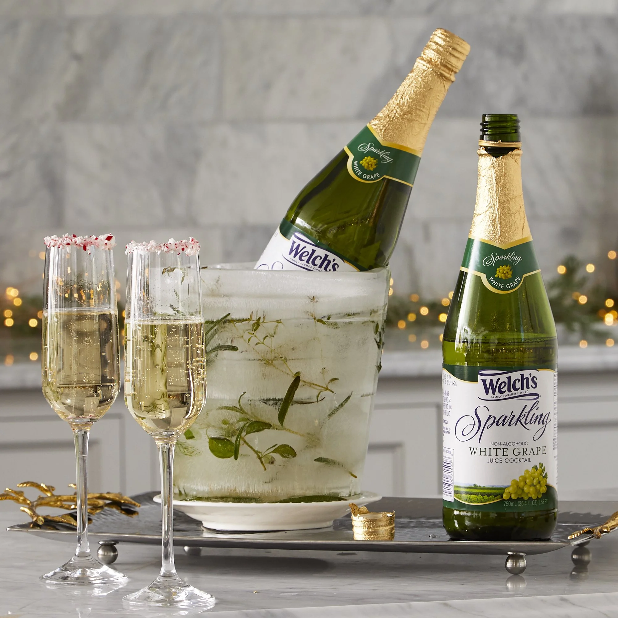 Welchs_Day_03_Shot_09_Holiday_Ice_Bucket_Sparkling_1672.jpg