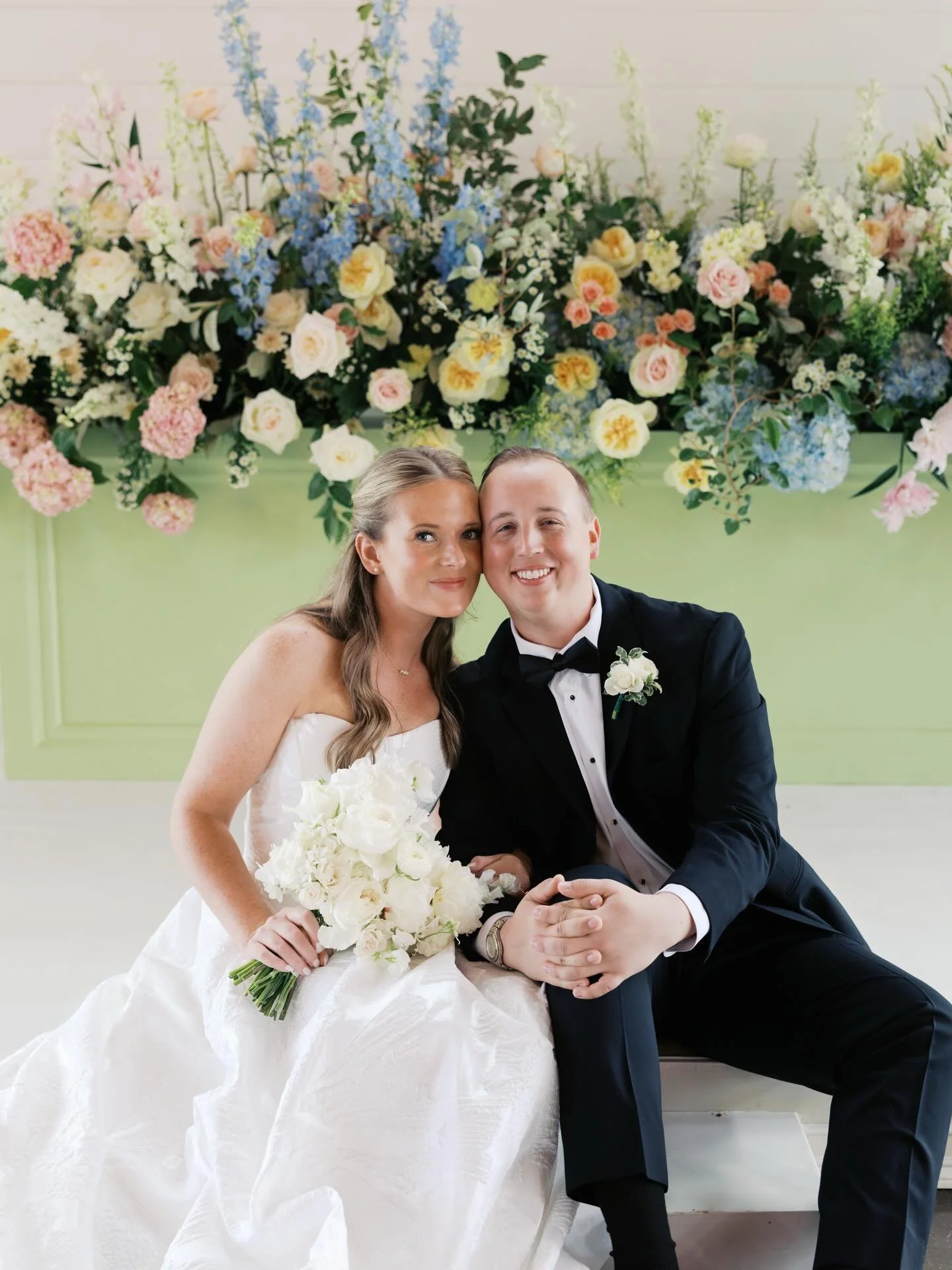 The Whitmires!!!🕊️🌷

These two are truly two of the kindest, most joyful people, and their love radiates so effortlessly in every moment together.

One of our favorite design elements from the very beginning was our vision for this overflowing flor