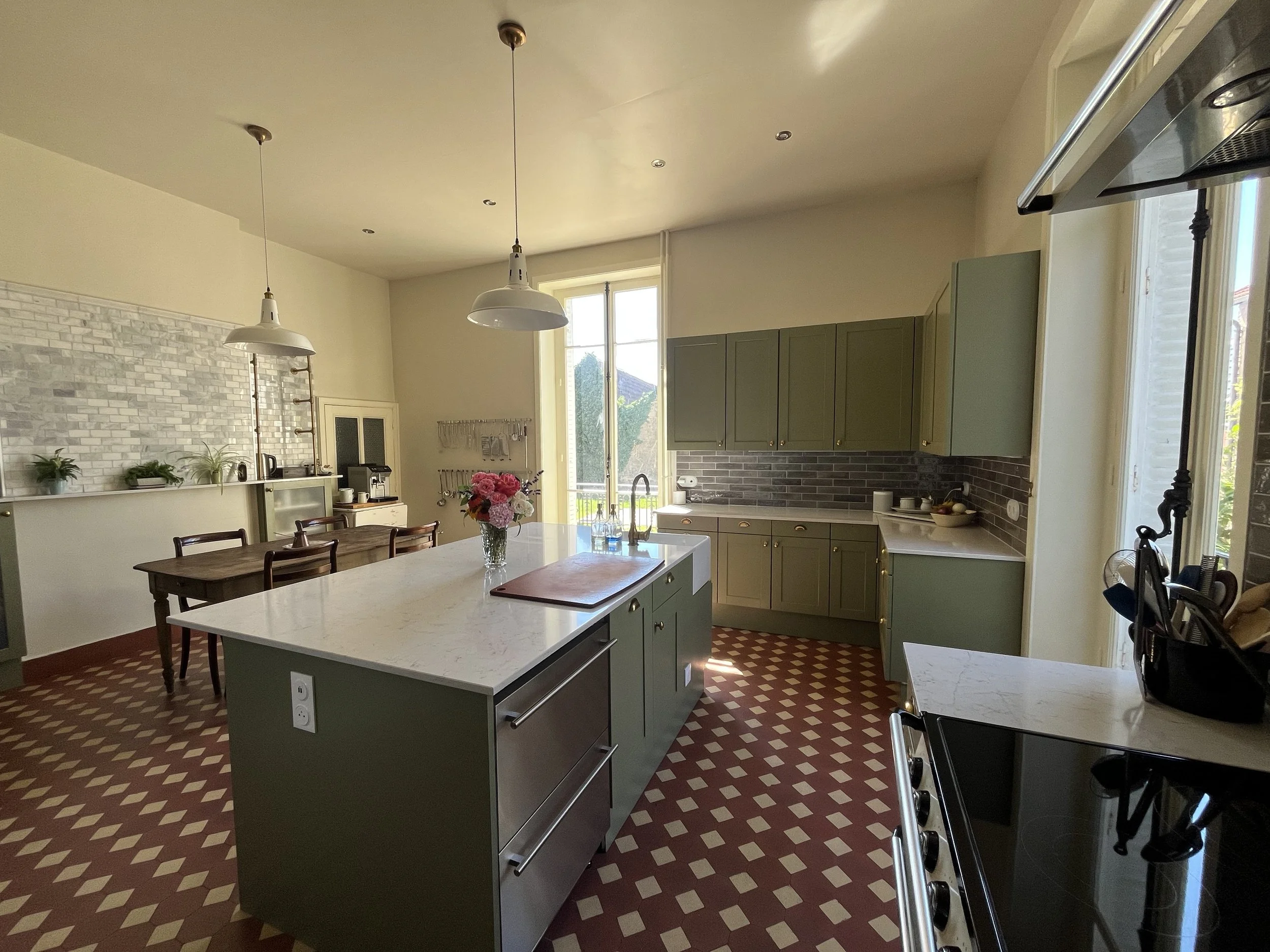 Sideview - original floors