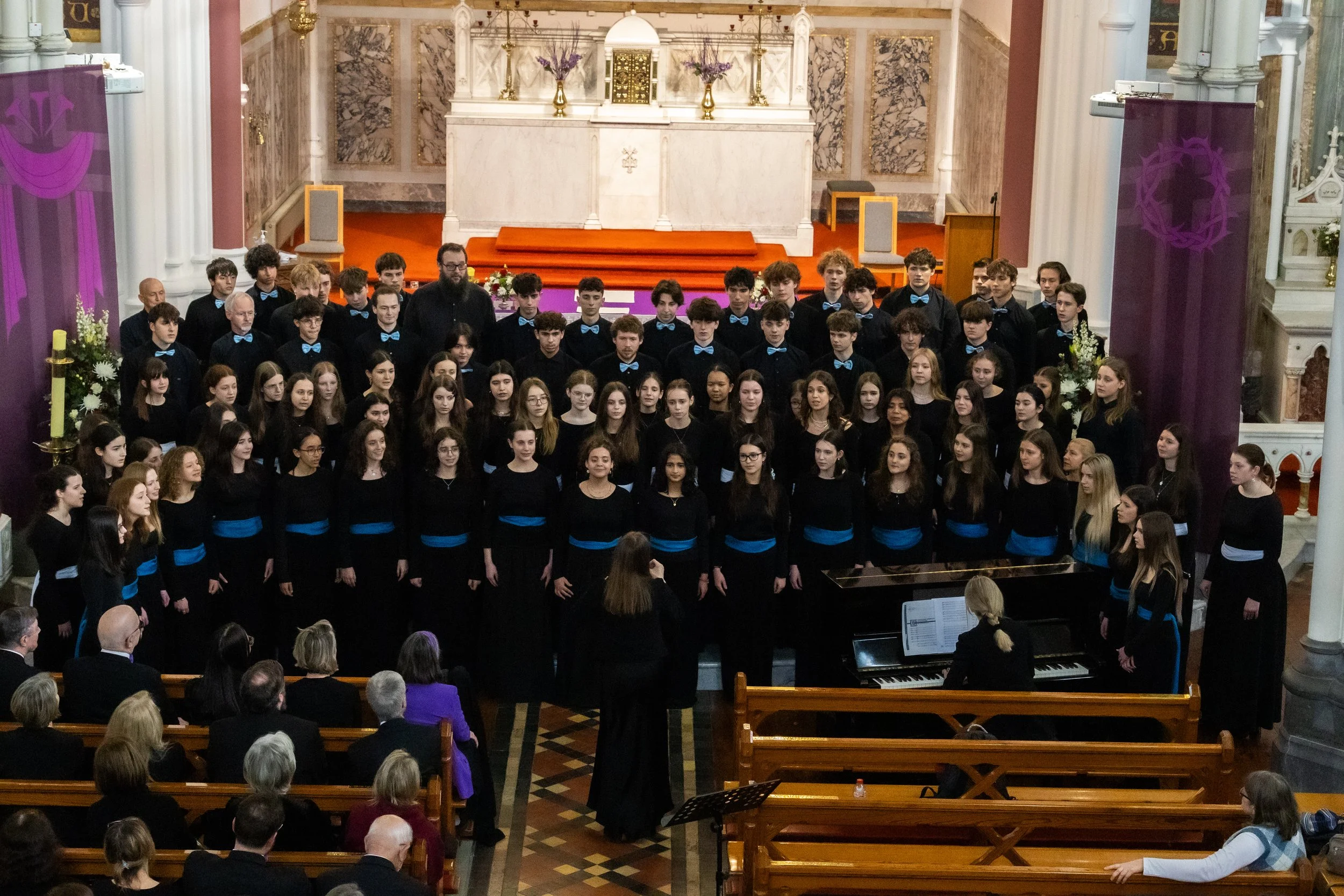 Choir Photo 1 - Belgium.jpg