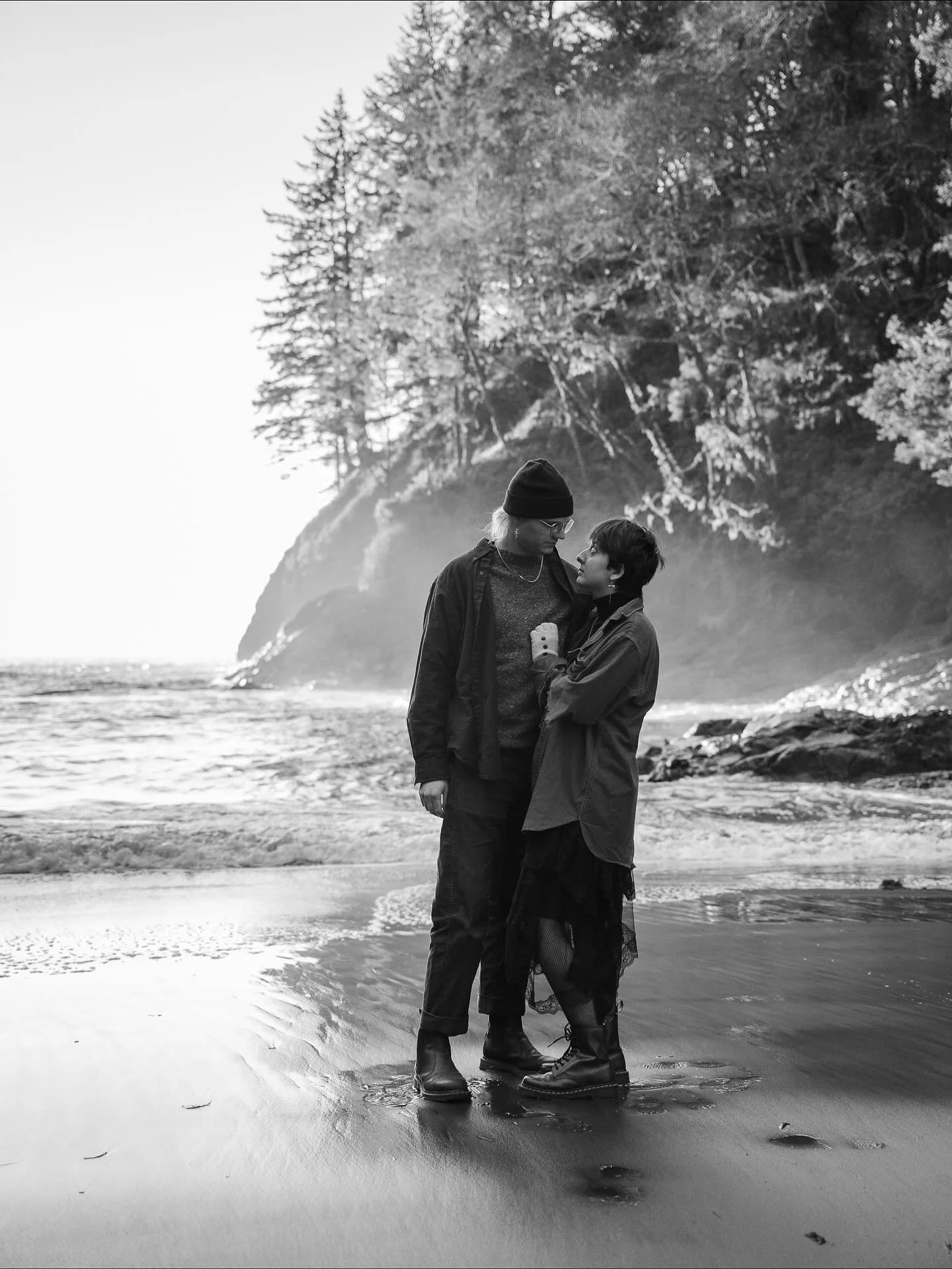 I&rsquo;m supposed to be editing the castle wedding and writing the blog (and like 50 million other things) but honestly, I&rsquo;m just really struggling with the whole world right now.

So I&rsquo;m editing comfort photos. You know the photos that 