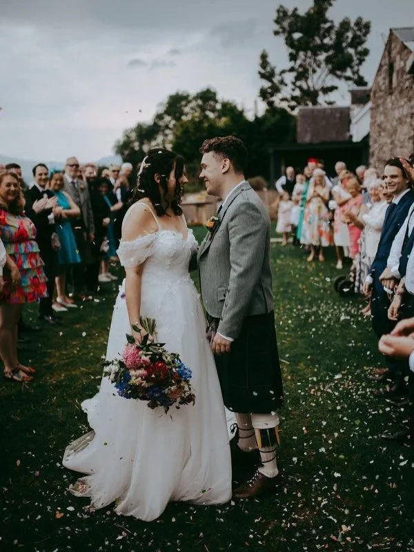 Absolutely delighted to be sharing these images from @pocketsquarephoto of Susan &amp; Ryan&rsquo;s day at @boreland_lochtay back in June 😍
.
What a beautifully warm and sunshine-y day we had and I&rsquo;m still not over the gorgeous florals from @c