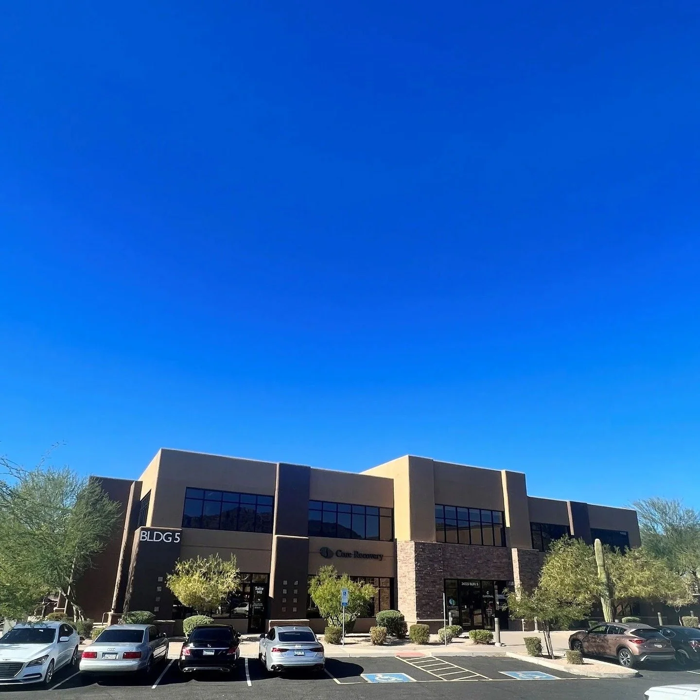 4,814 SF premium office/medical suite located within The Village at Sonoran Canyon in Phoenix, AZ. Click the link in our bio for more details. #forlease #phoenixaz #medicaloffice