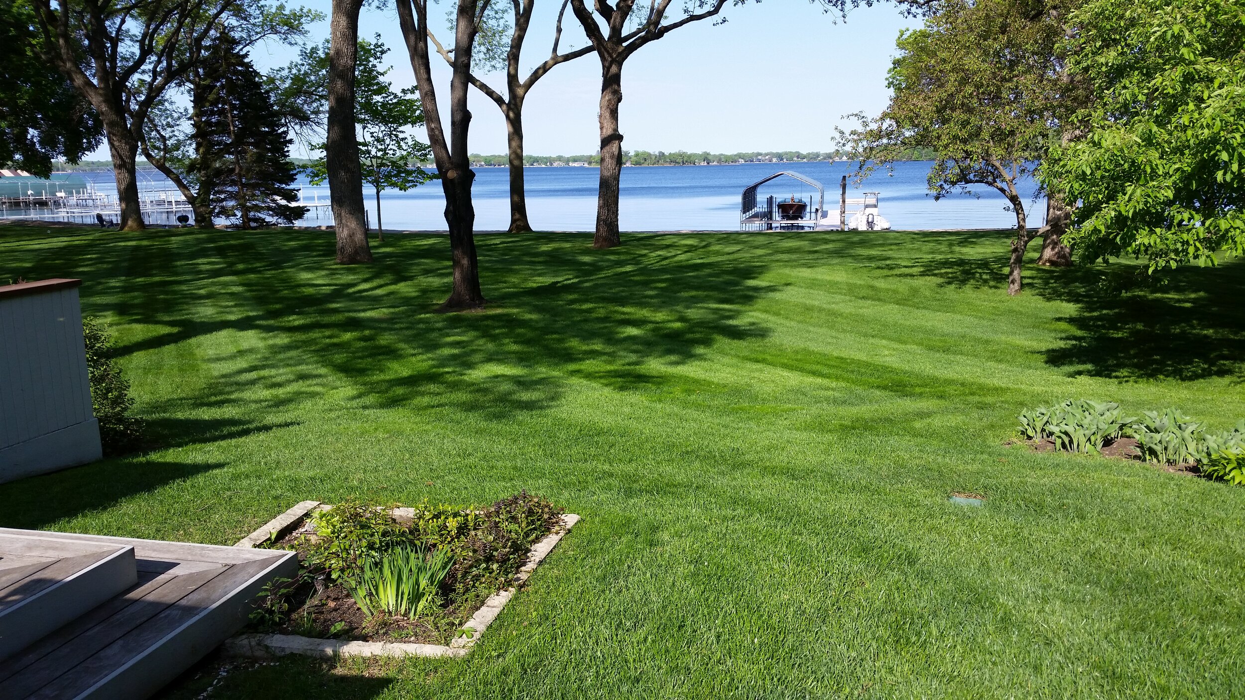 lawn mower and care snow removal company mn.jpg