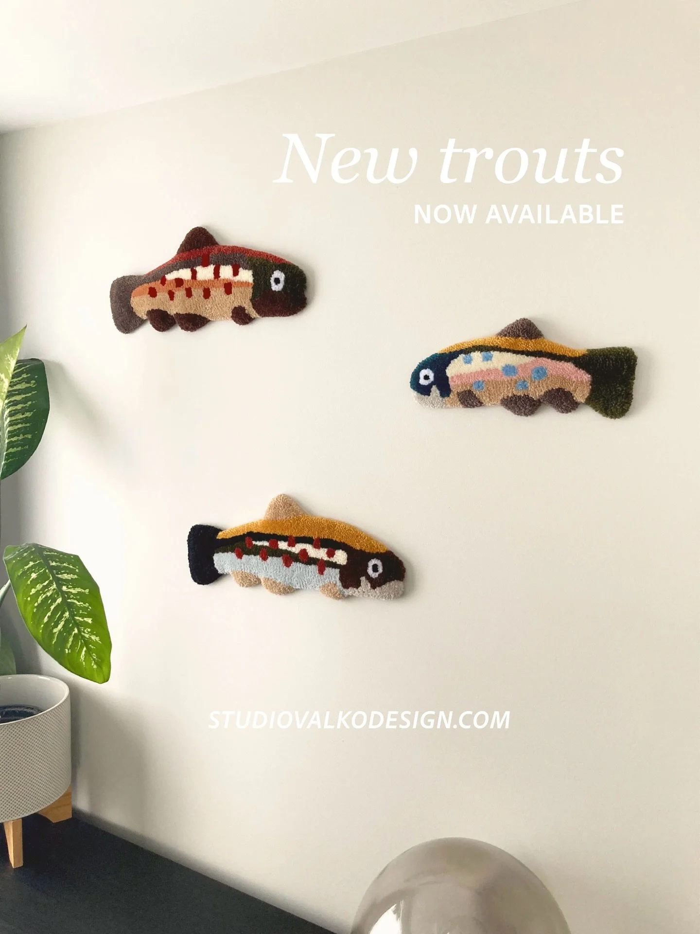 Les nouvelles truites tuft&eacute;es sont enfin l&agrave;! 🐟

Disponible &eacute;galement d&egrave;s maintenant chez @territoire.boutique 

-

The new tufted trouts are here! 🐟

For our US customers, there are no additional tariffs (for now...)

Al