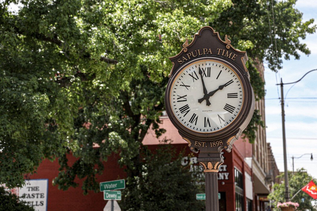 With local boutique and antique shopping, food, and specialty stores that are all within walking distance, gifting is made easy in downtown Sapulpa.

What are you shopping for today?

#sapulpa #buylocal #shoplocal #eatlocal #sapulpamainstreet