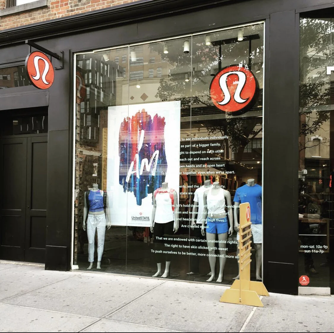 Jeremy-Penn-Lululemon-1.jpg