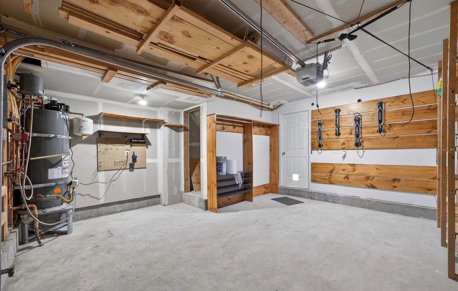 3828 Interlake Ave N Unit #A, Seattle, WA 98103 33.jpeg