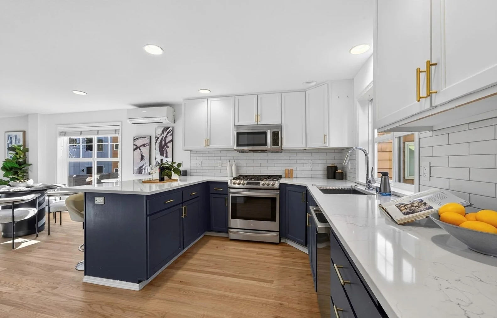 3828 Interlake Ave N Unit #A, Seattle, WA 98103 2.jpeg