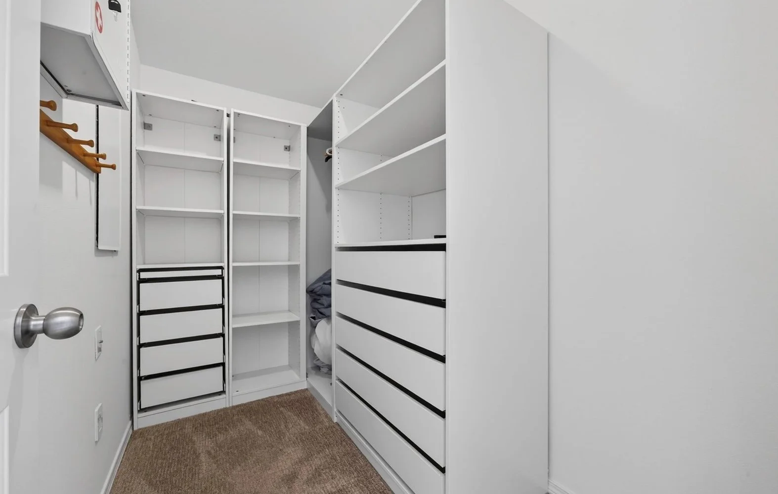 3828 Interlake Ave N Unit #A, Seattle, WA 98103 19.jpeg