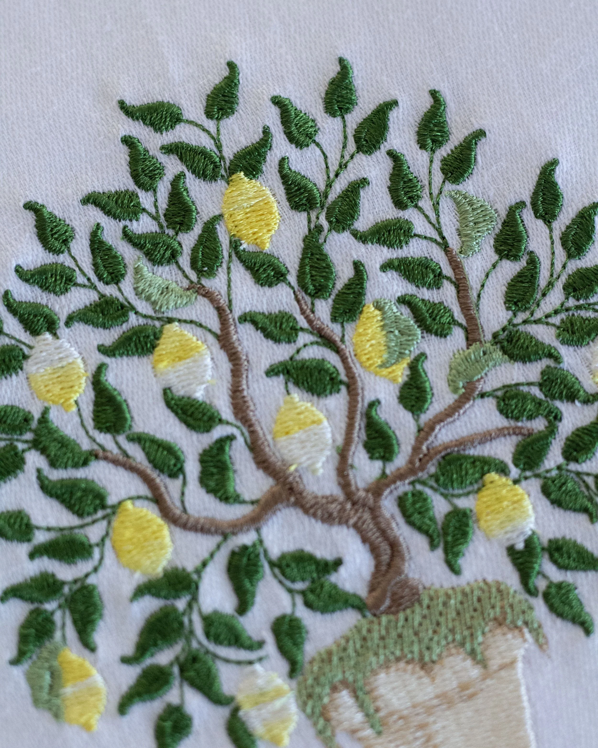 Limone - Towel - Upclose.jpg