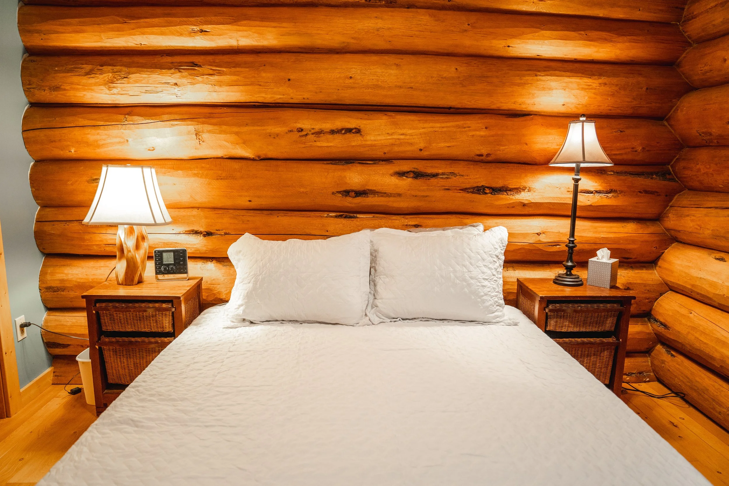 Hideaway 2nd bedroom 2.jpg