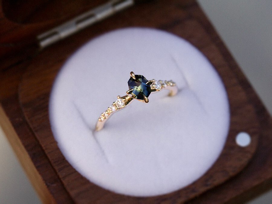 ✨I so enjoyed making this bespoke ring for one of the loveliest clients ever, Laurel. She wanted something unique - which this ring is in so many ways - from the unique geometric cutting of the sapphire, and its rare &amp; highly coveted Pharaoh&rsqu