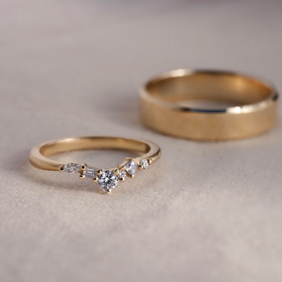 ✨wedding rings for Ashleigh &amp; Spencer✨

A couple of years ago Sam &amp; I made Ashleigh&rsquo;s engagement ring, an Astra VI ring. A few months later they got in touch for their wedding rings and we were so excited to make more special jewels for