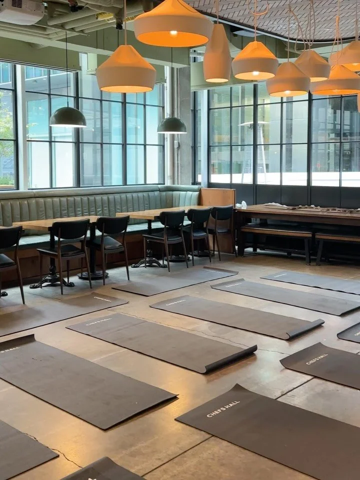 Stronger together 🫶 BTS from this weekend&rsquo;s Sweat &amp; Sip Melrose team teach event at @chefshallto with Mel &amp; Mayra 👯&zwj;♀️💪☕️

We love getting to move, connect, and caffeinate with this community - mornings like these remind us why w