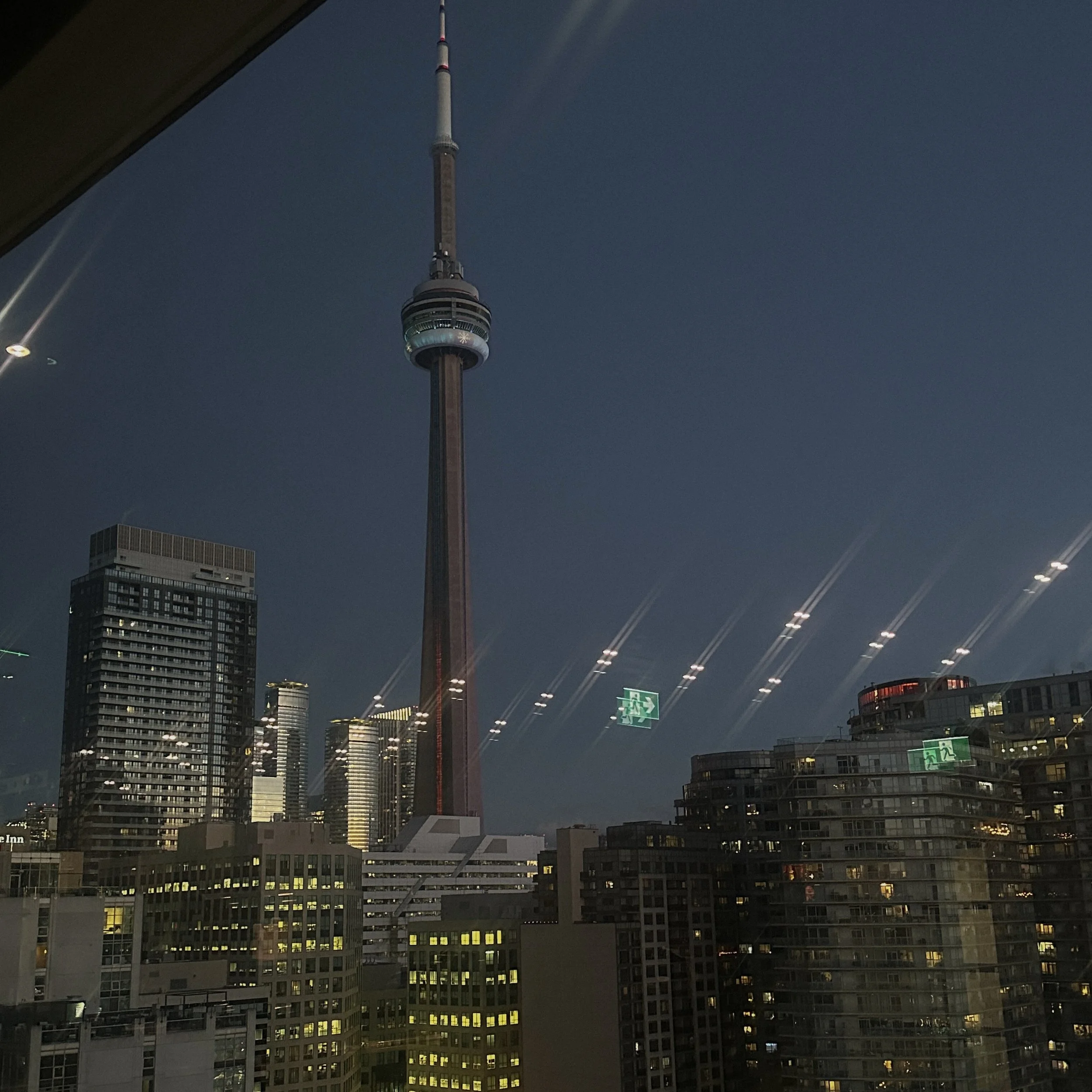 Views from our King West training location 📍 We also offer training in Yorkville + Rosedale, Toronto (studio included). Link in bio to learn more 🔗
