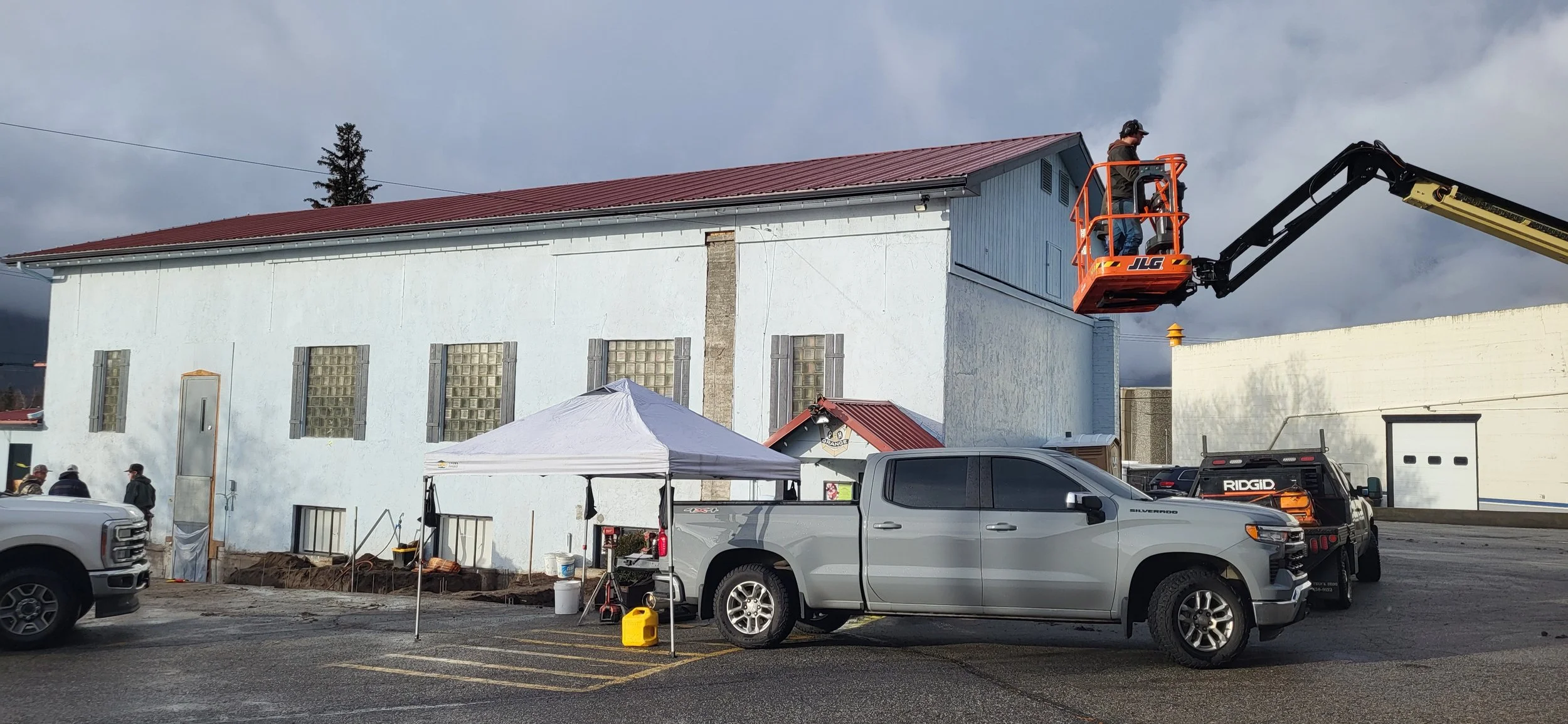 Fixing Gutter, Pouring Concete - All in a day's work! 12-10-25