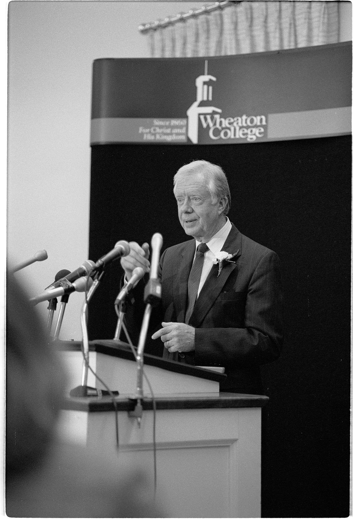 Former president Jimmy Carter speaking at Wheaton College, February 24, 1992