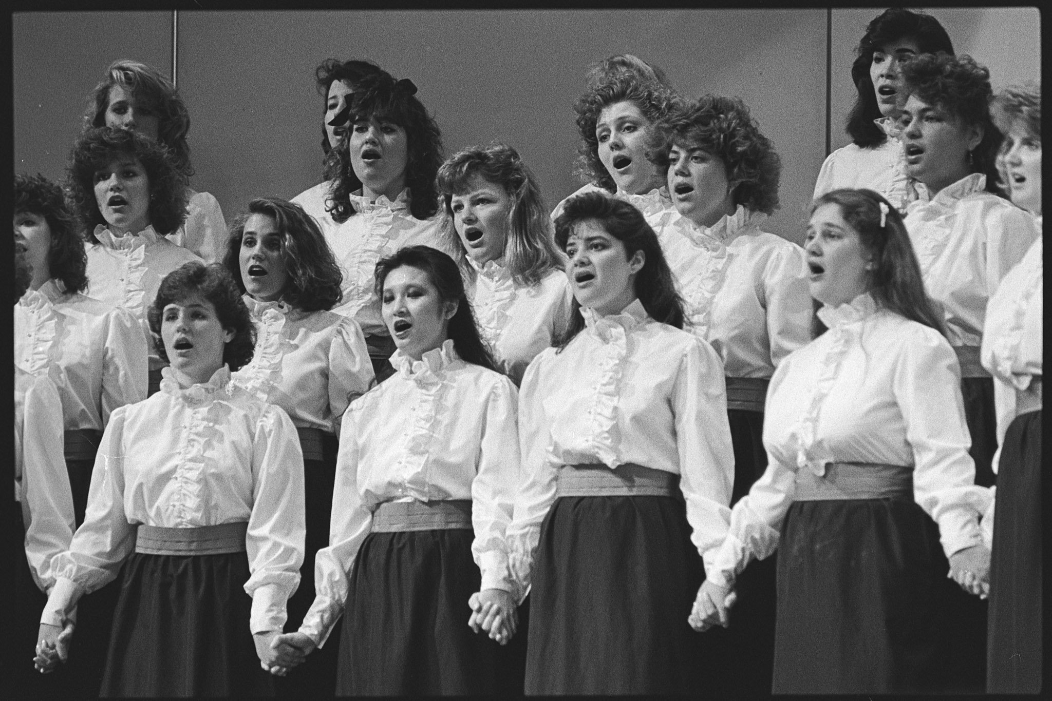 Women's Chorale performing in chapel, March 21, 1988