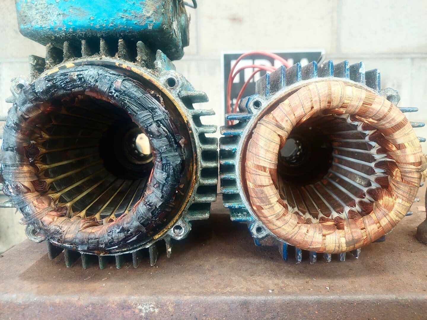 .
.
.
Bad v Good
Unhealthy v Healthy
Cooked v Shmick

#industrialelectrician #electrician #coffscoast #coffsbusiness #comparethepair
#youknowthedrill