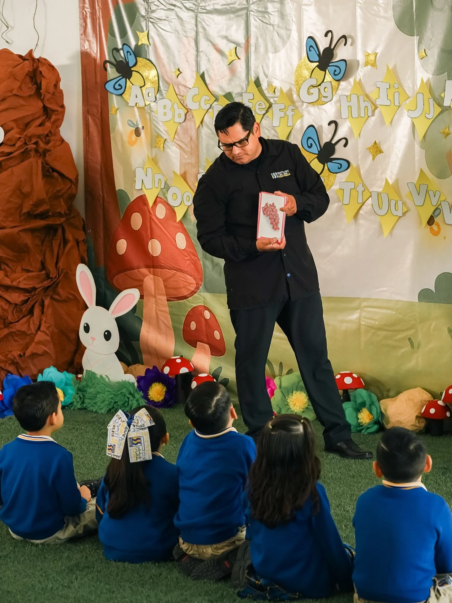 Ni&ntilde;os felices y seguros 🫂 la ense&ntilde;anza y la formaci&oacute;n de valores es nuestra motivaci&oacute;n diaria. ✨💫
.
.
.
#SantillanadelMarInstitute #PreescolarRosarito