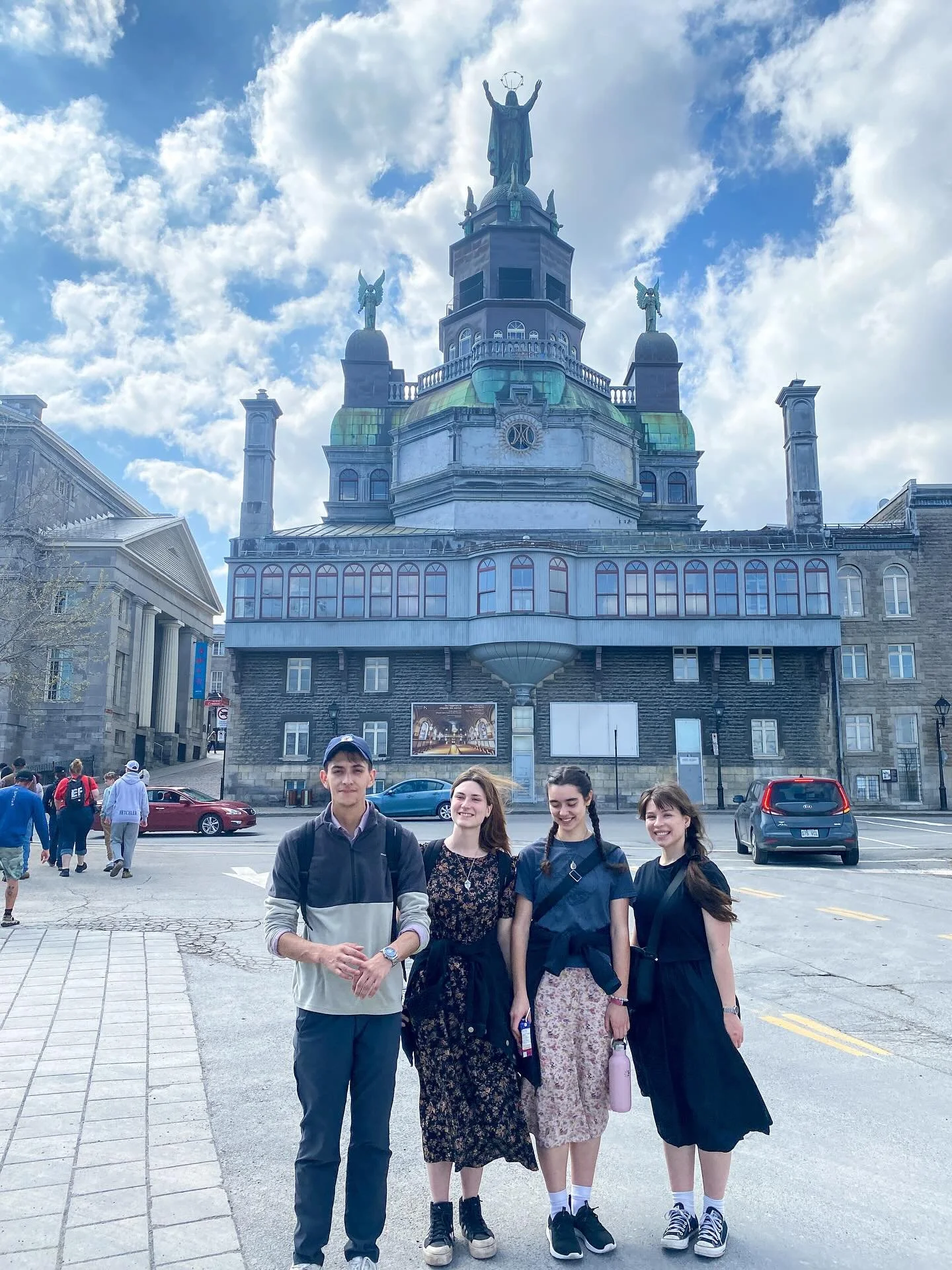 The Jubilee Year presented a wonderful opportunity for our companions of the Sabbatical Year to take a pilgrimage to the east side of Canada.
This journey allowed them to immerse themselves in the rich history of the Catholic faith in Canada, visiti