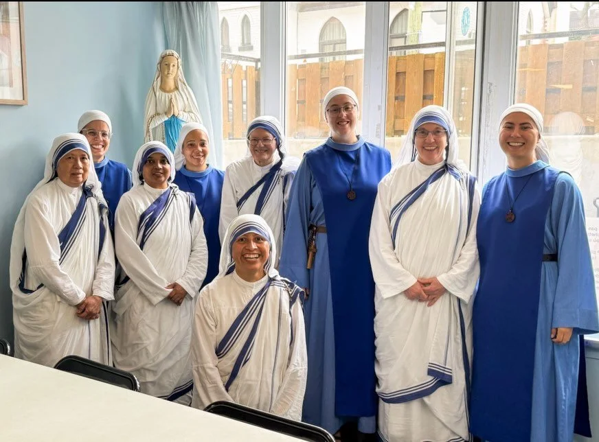 Bonne f&ecirc;te de sainte M&egrave;re Teresa de Calcutta ! ✨

Quelle inspiration cette sainte est pour nous ! Et quelle gr&acirc;ce d&rsquo;avoir les Missionnaires de la Charit&eacute; parmi nous &agrave; Montr&eacute;al. Prions pour elles et pour l